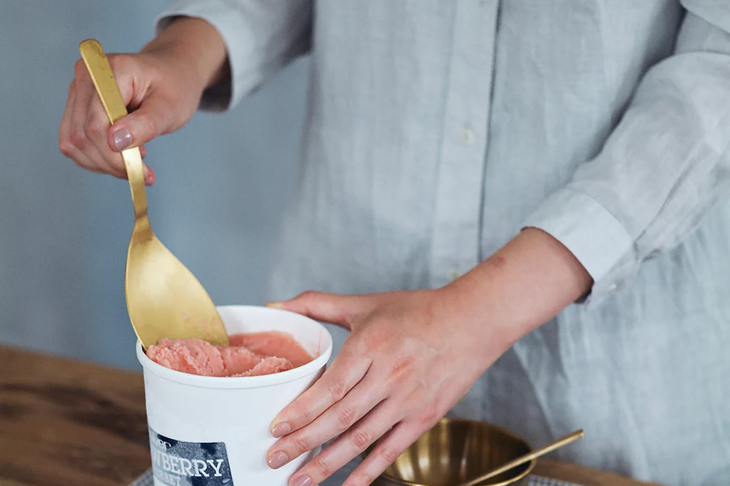 Fog Linen-Brass Server