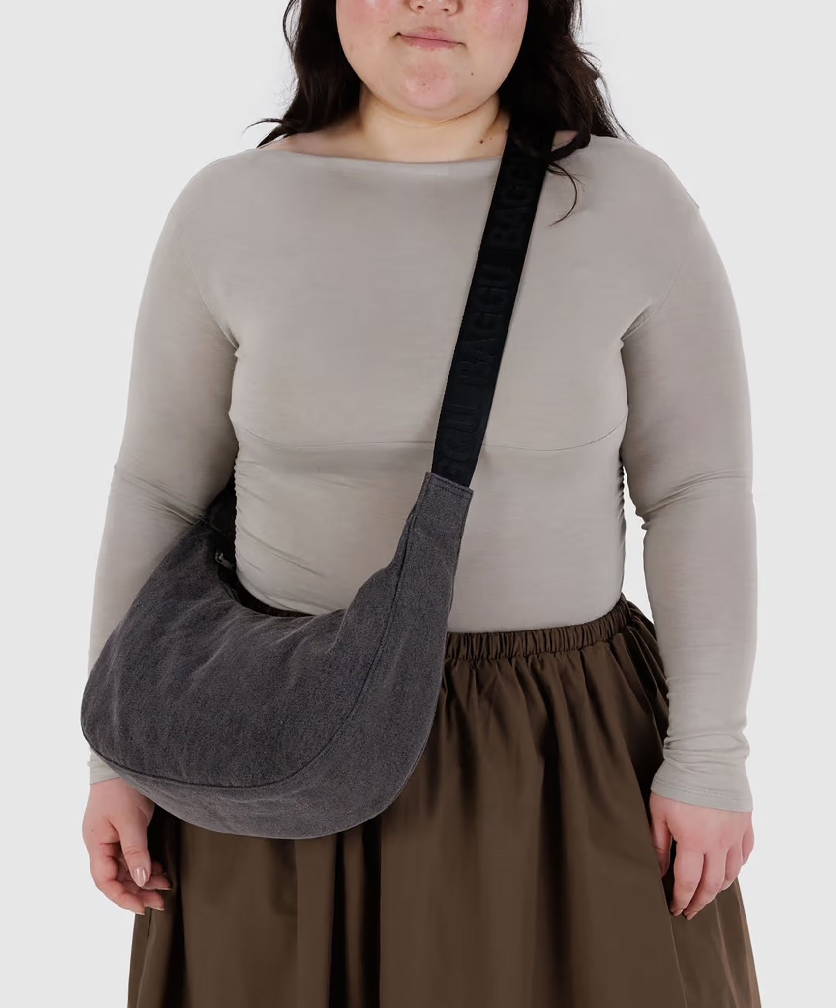 Baggu-Medium Denim Crescent Bag // Washed Black