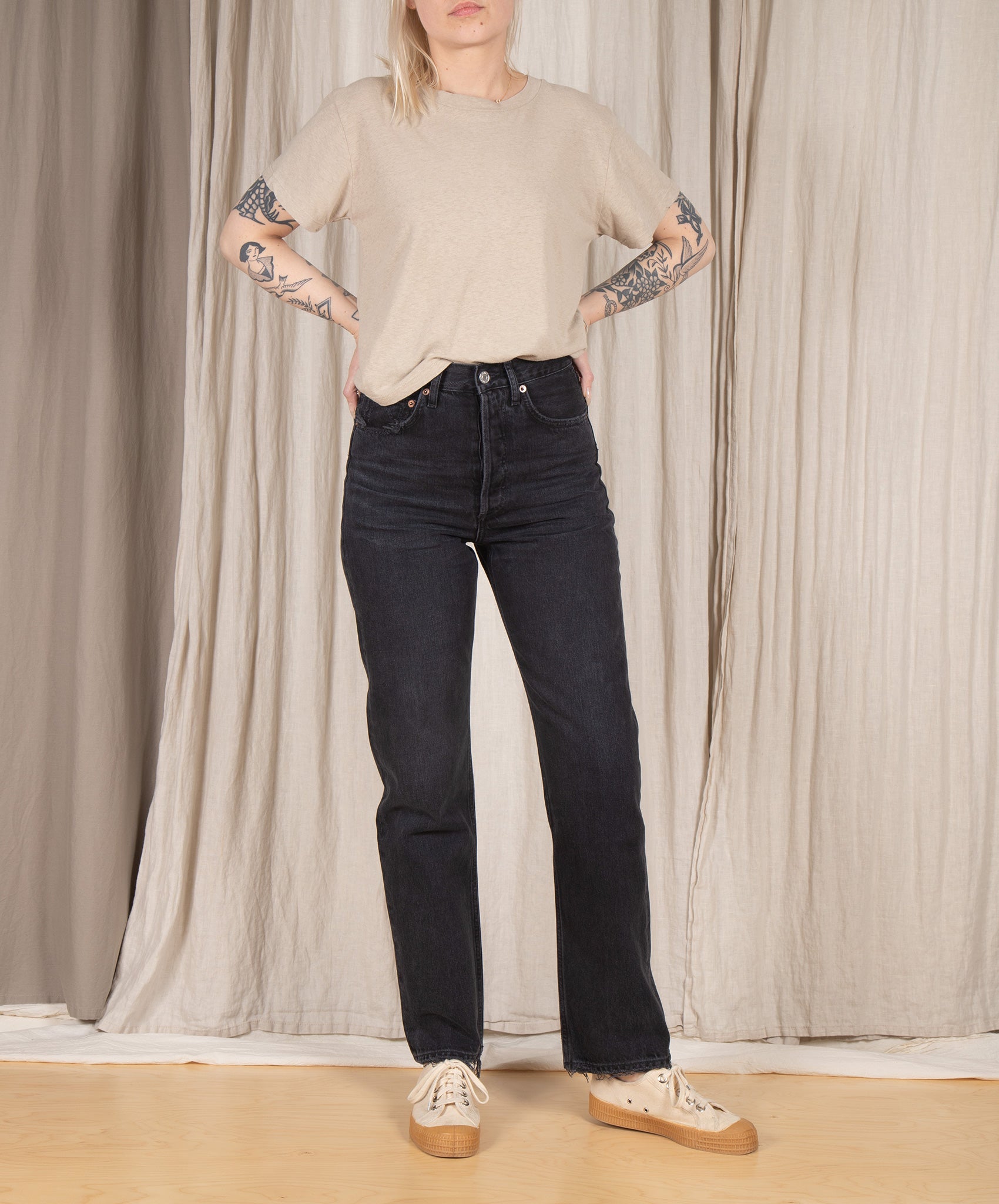 AGOLDE-90’s Loose Fit High Rise // Tar