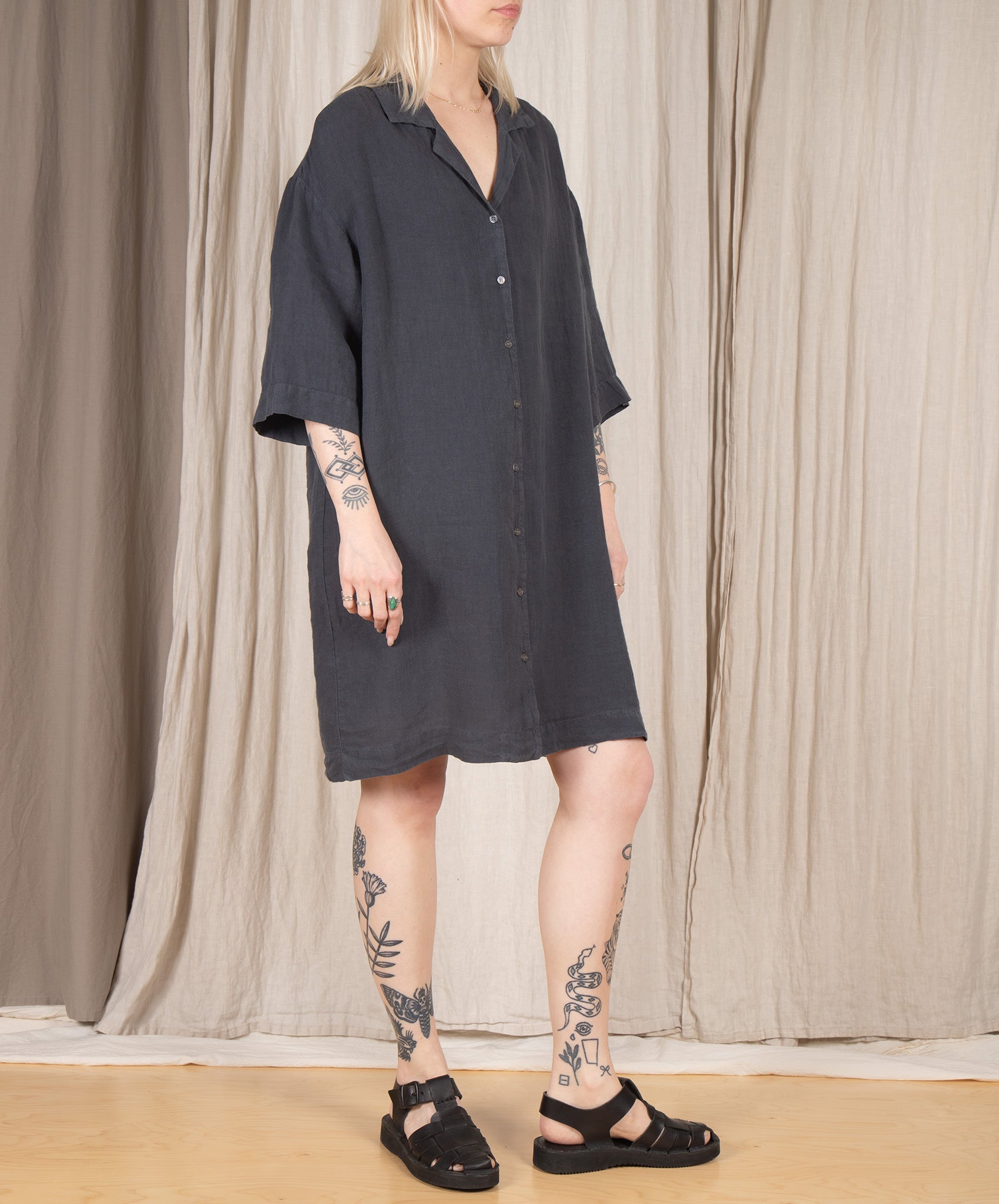 Hartford-Rafik Linen Shirt Dress // Anthracite