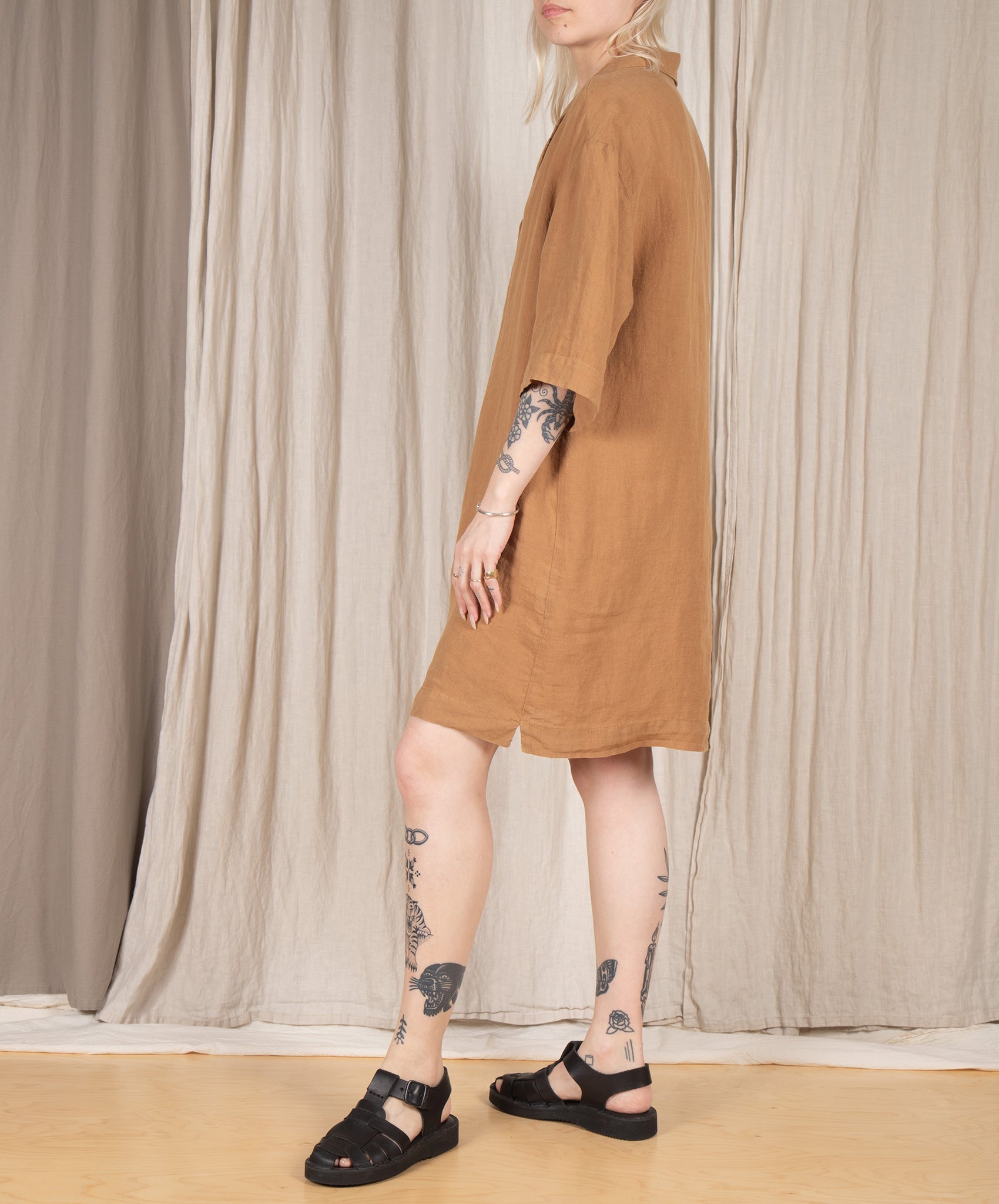Hartford-Rafik Linen Shirt Dress // Cappucino