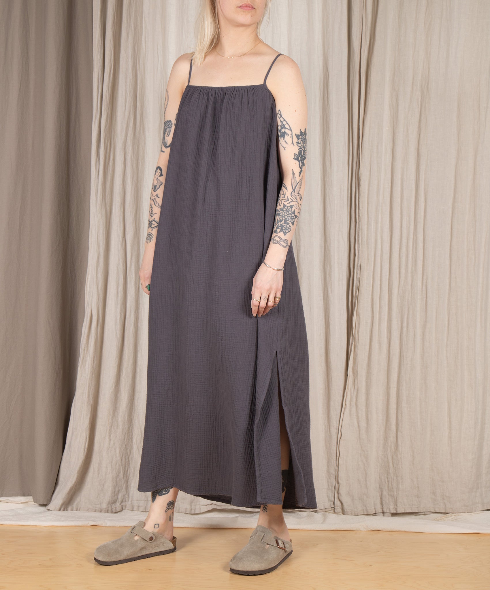 Hartford-Randa Gauze Dress // Anthracite