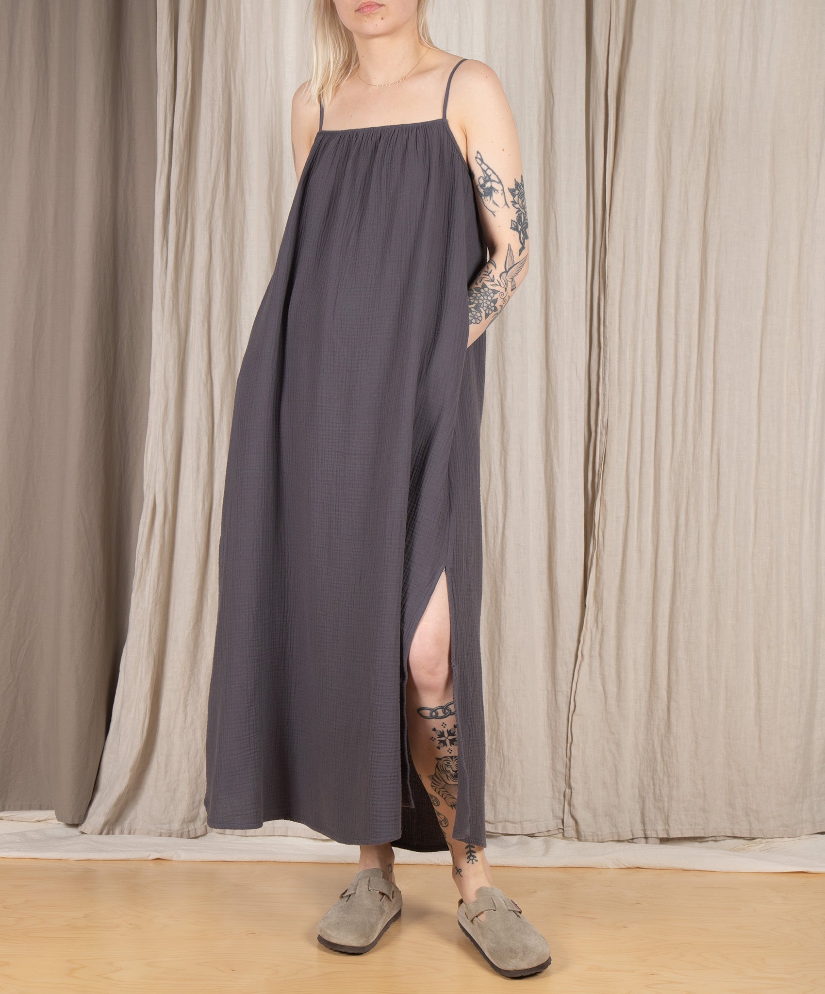 Hartford-Randa Gauze Dress // Anthracite