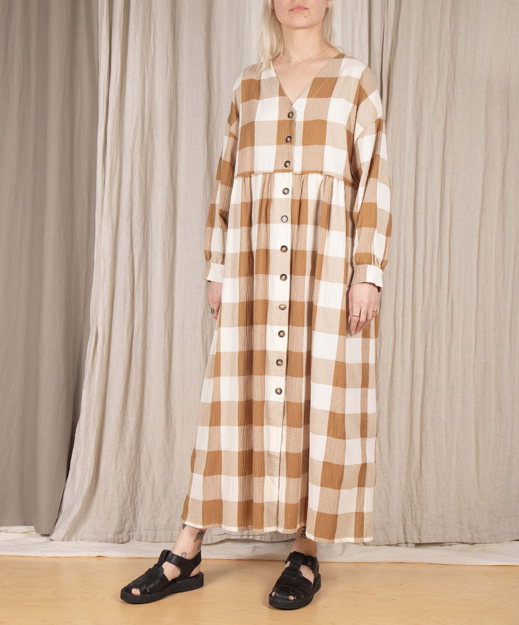 Rita Row-Cal Oversize V-neck Dress // Brown Check