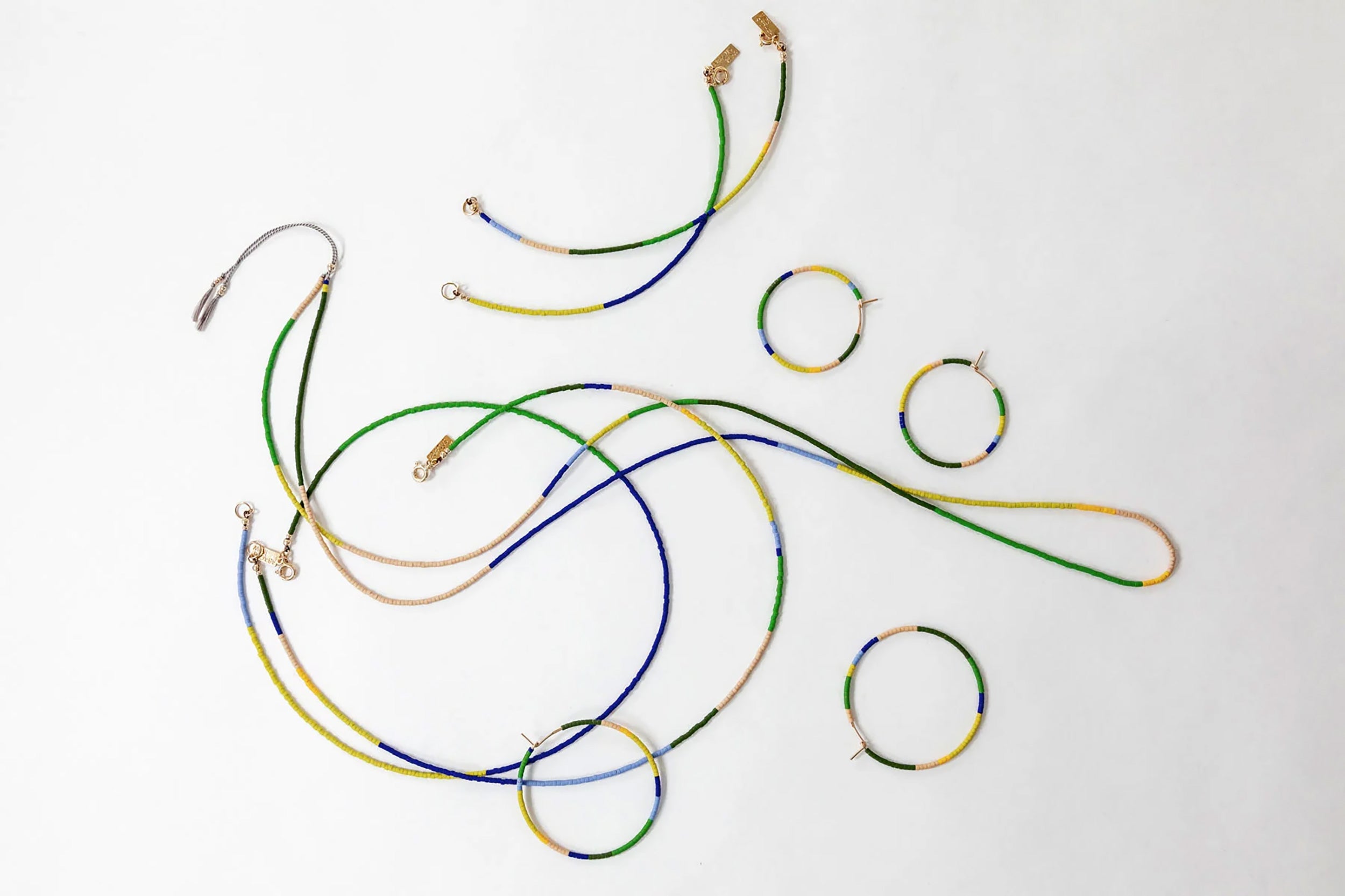 Abacus Row-Voyage Hoops