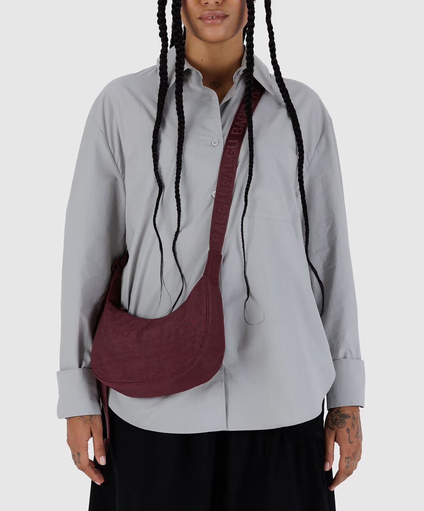 Baggu-Small Nylon Crescent Bag // Mahogany