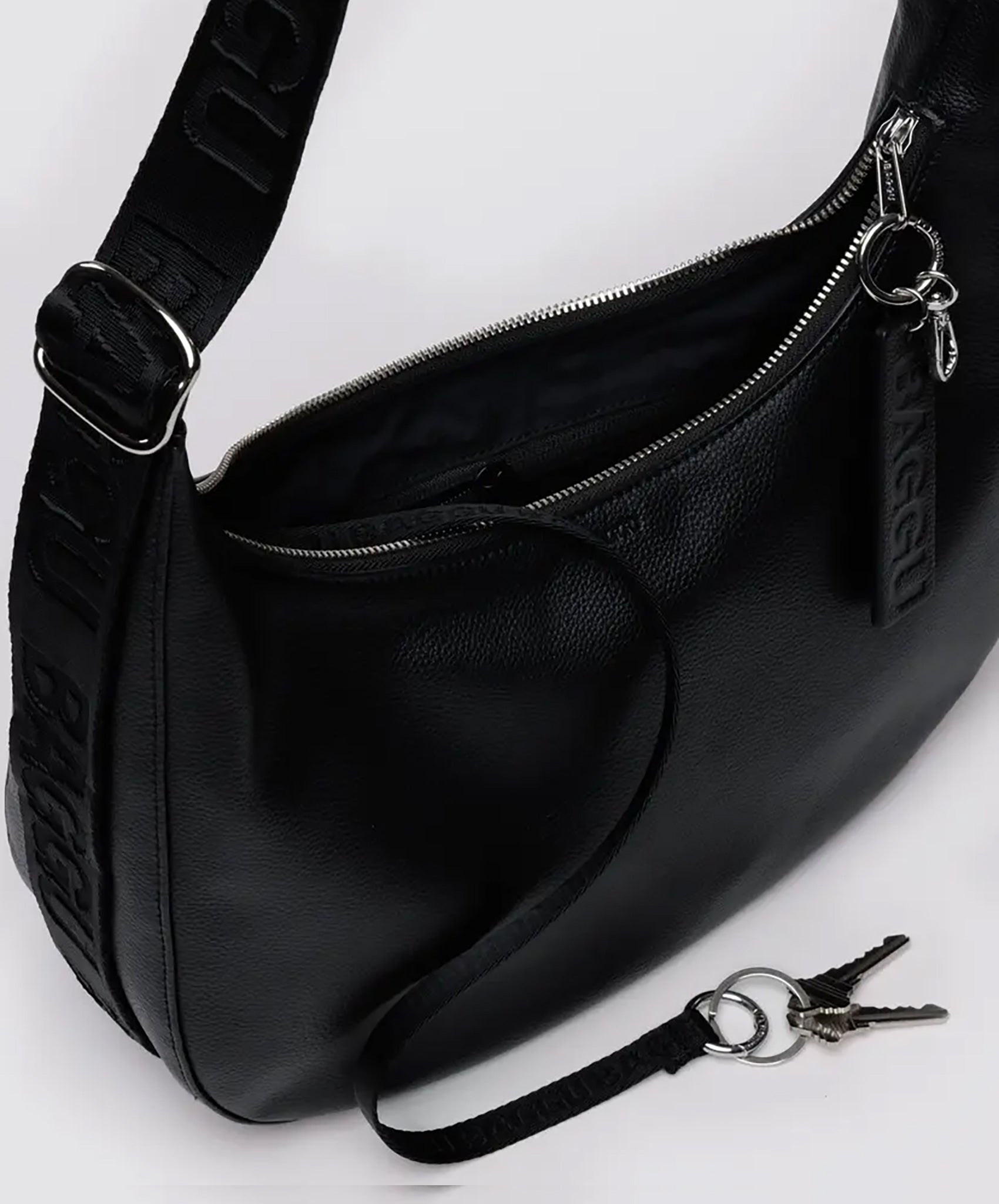 Baggu-Medium Recycled Leather Crescent Bag // Black