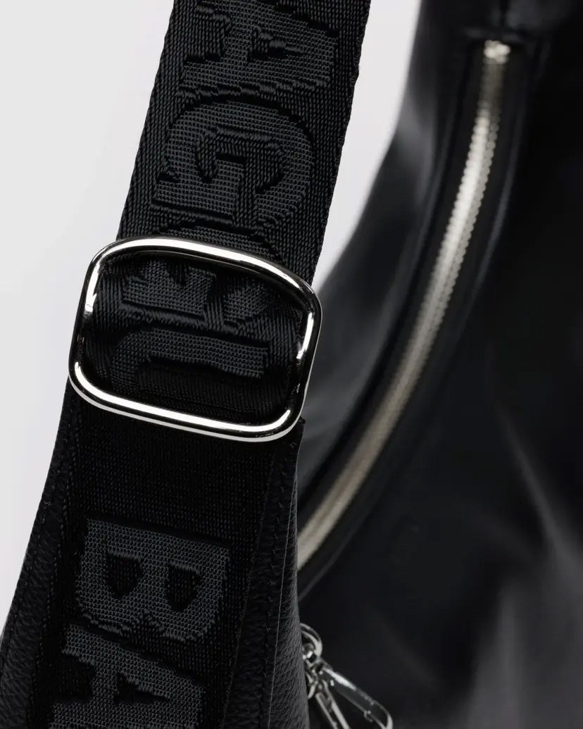 Baggu-Medium Recycled Leather Crescent Bag // Black
