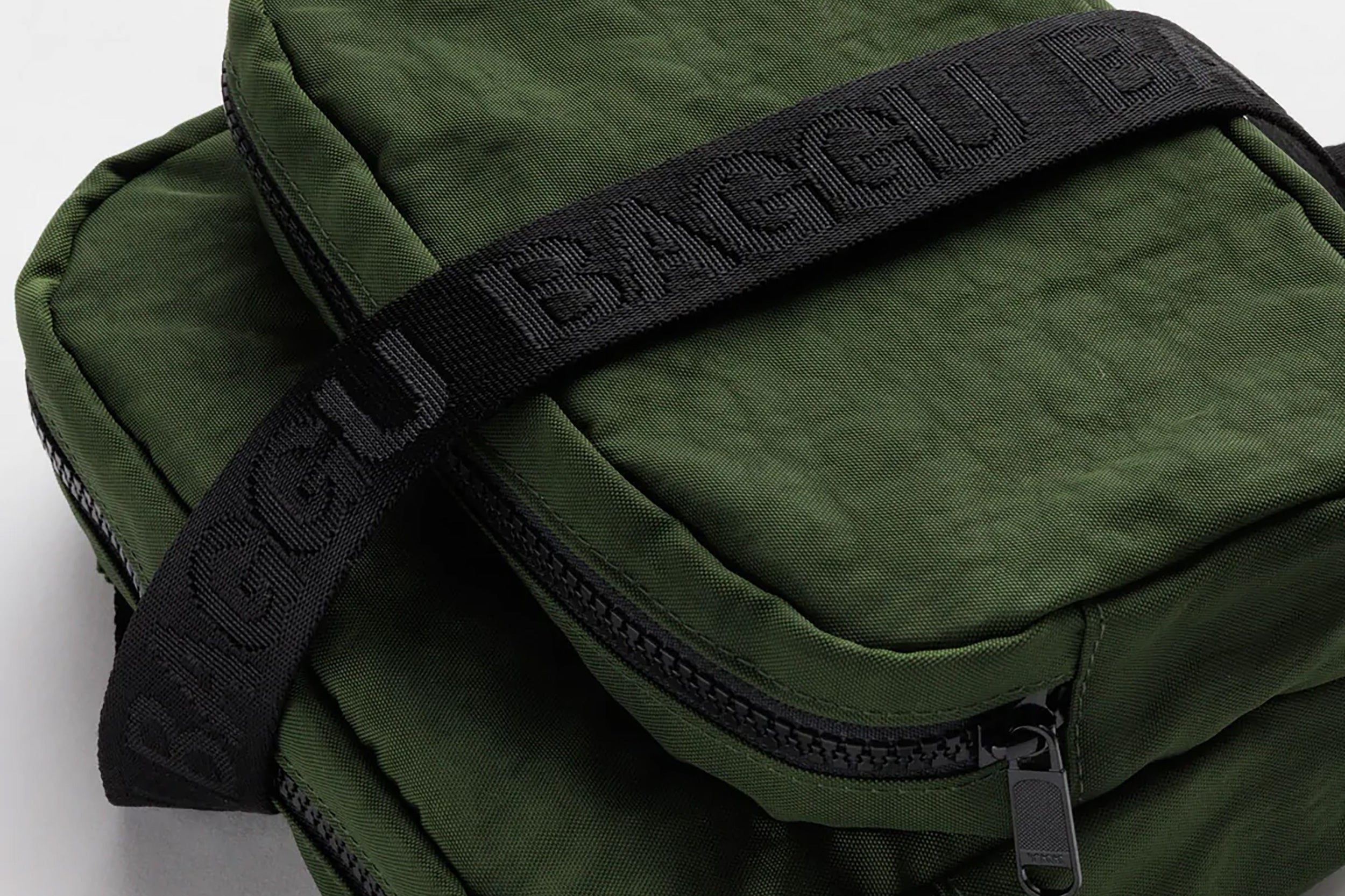 Baggu-Fanny Pack // Bay Laurel