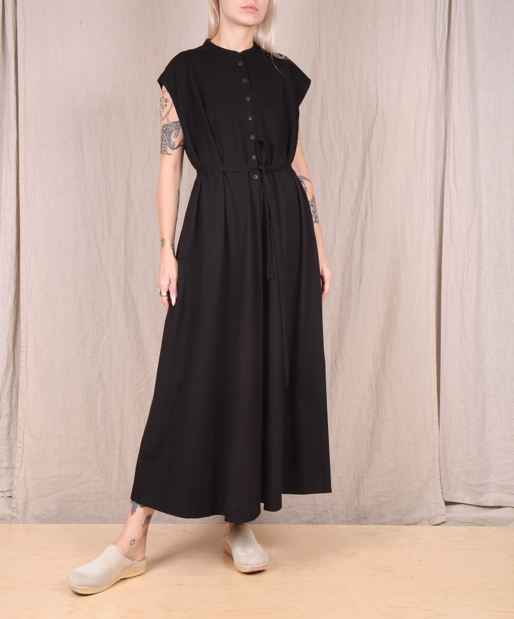 Kowtow-Day Dress // BLACK