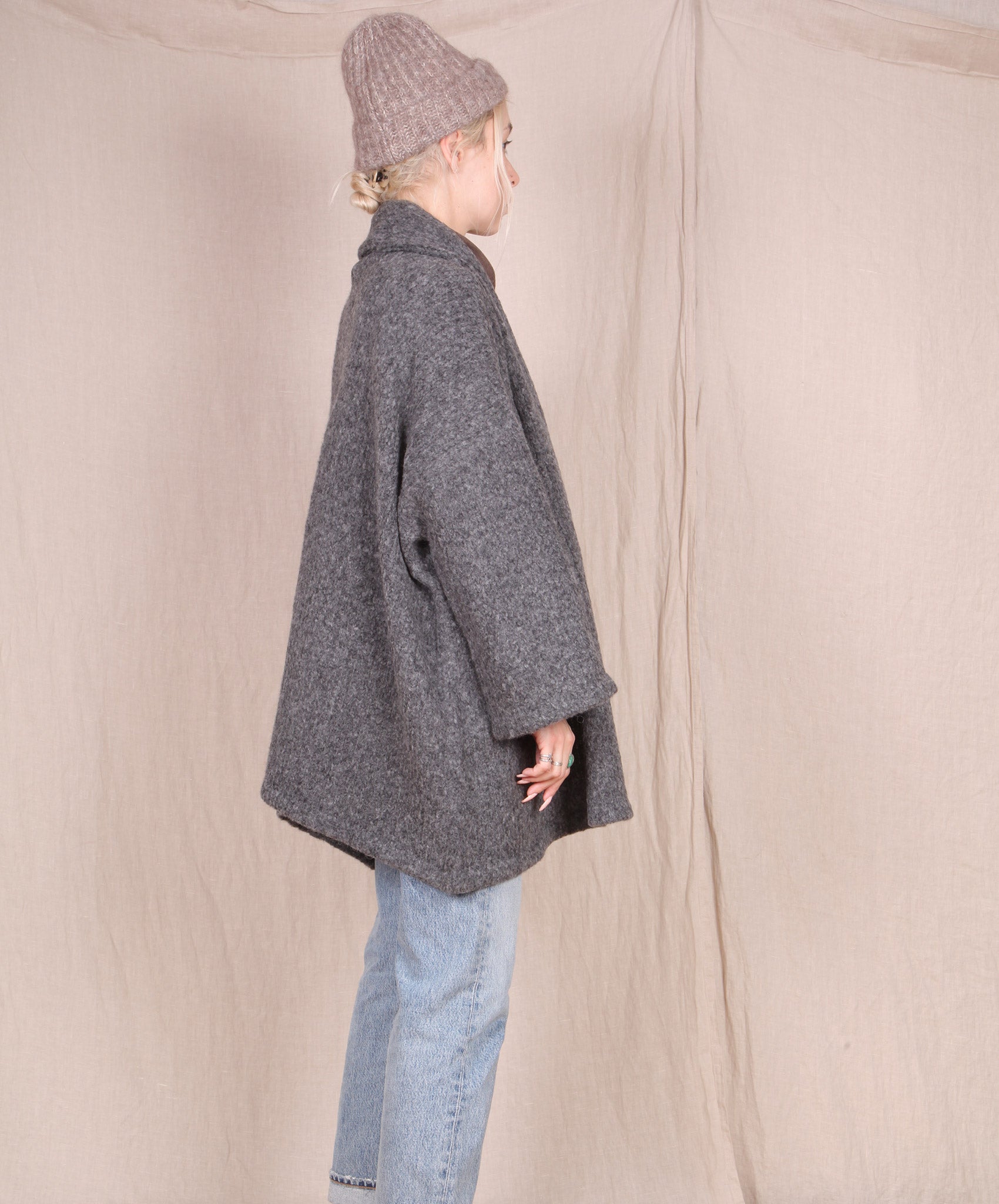 Atelier Delphine-Haori Sweater Coat // CHARCOAL