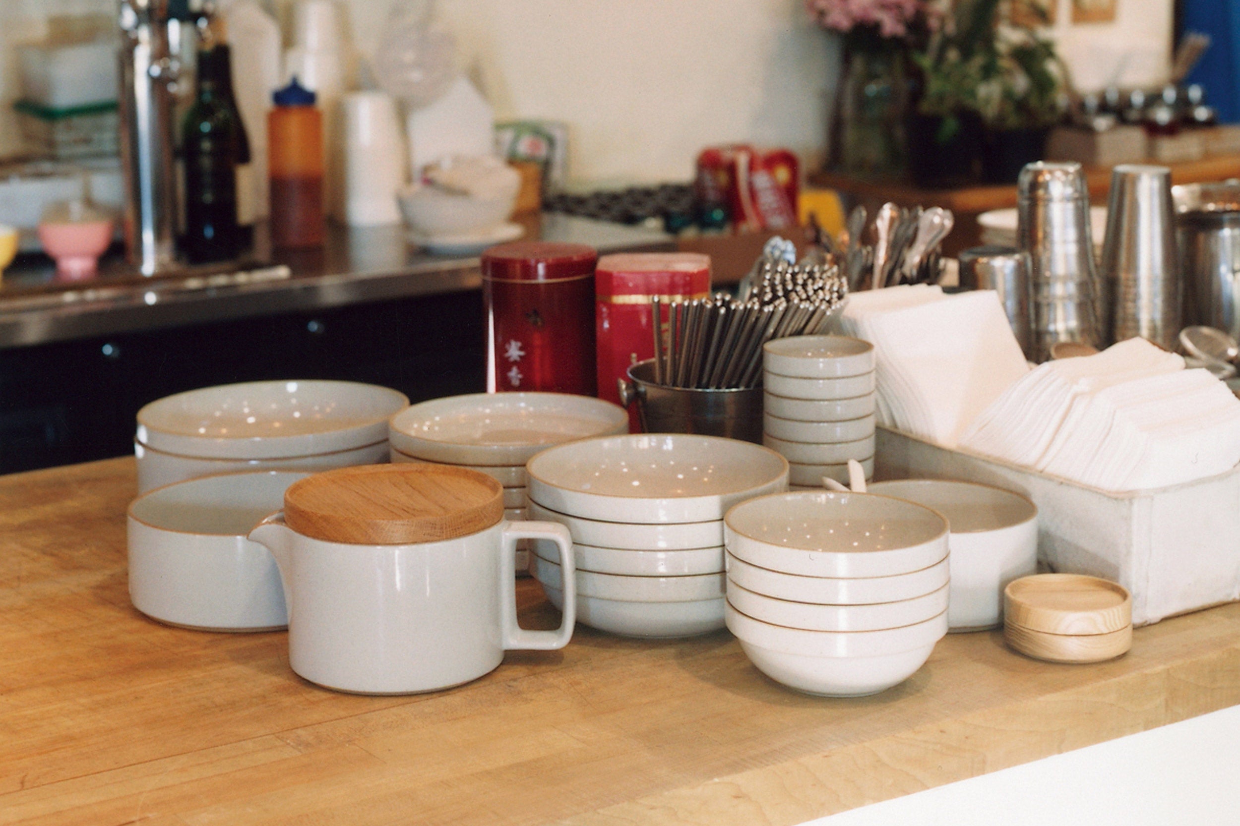 Hasami Porcelain-Round Bowl
