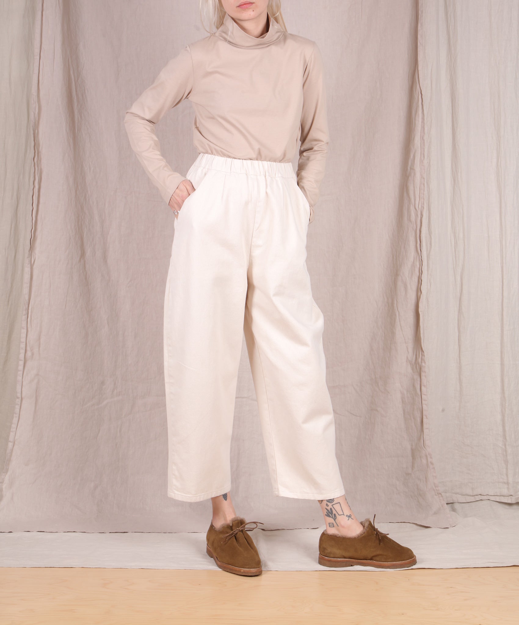 Micaela Greg-Barrel Pant // Cream