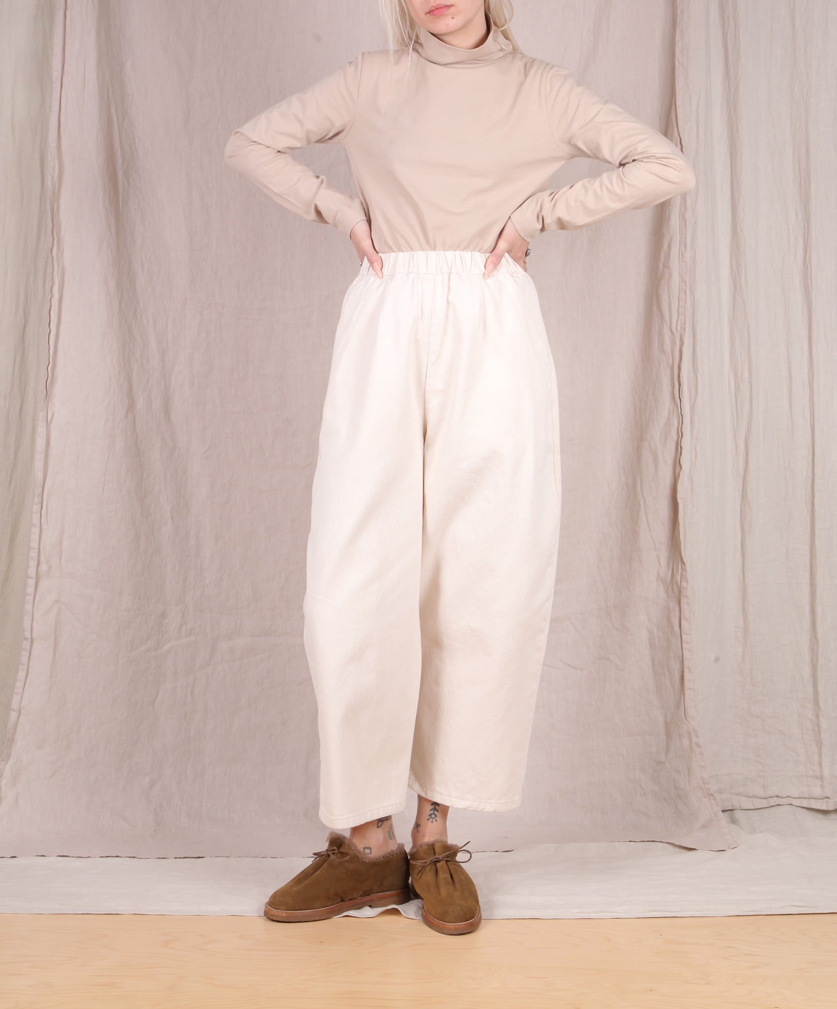 Micaela Greg-Barrel Pant // Cream
