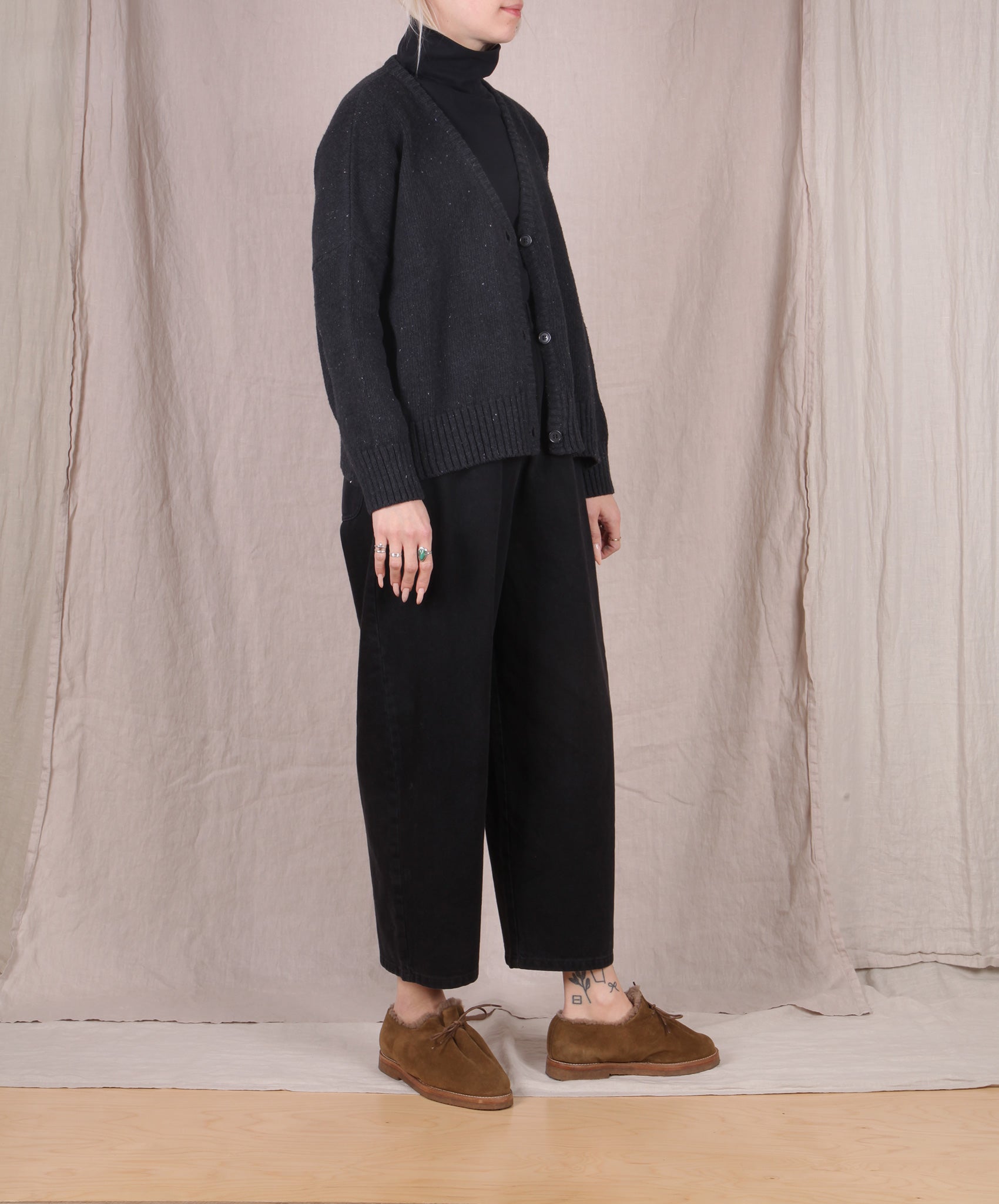 Beaumont Organic-Charis Cardigan // Black