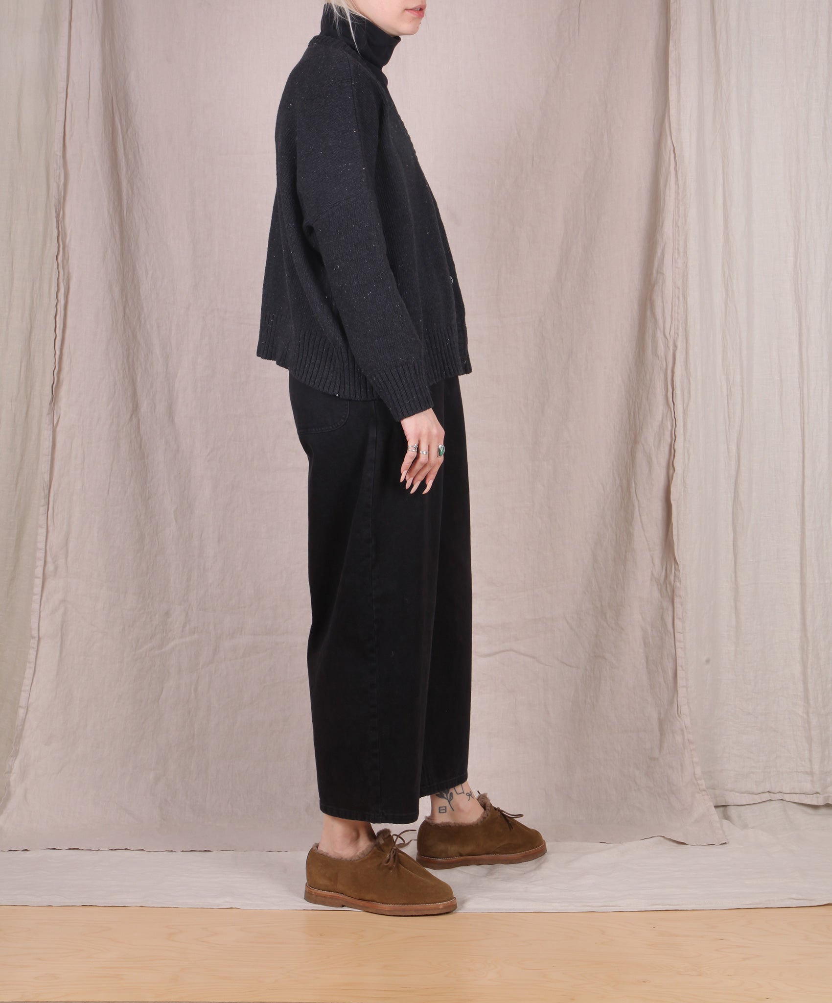 Beaumont Organic-Charis Cardigan // Black