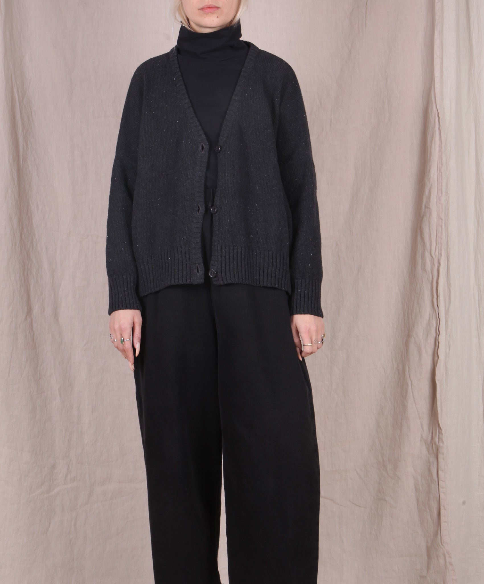 Beaumont Organic-Charis Cardigan // Black