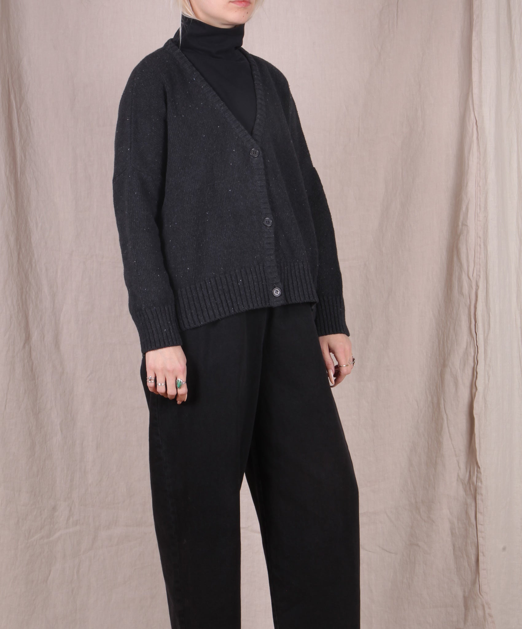 Beaumont Organic-Charis Cardigan // Black