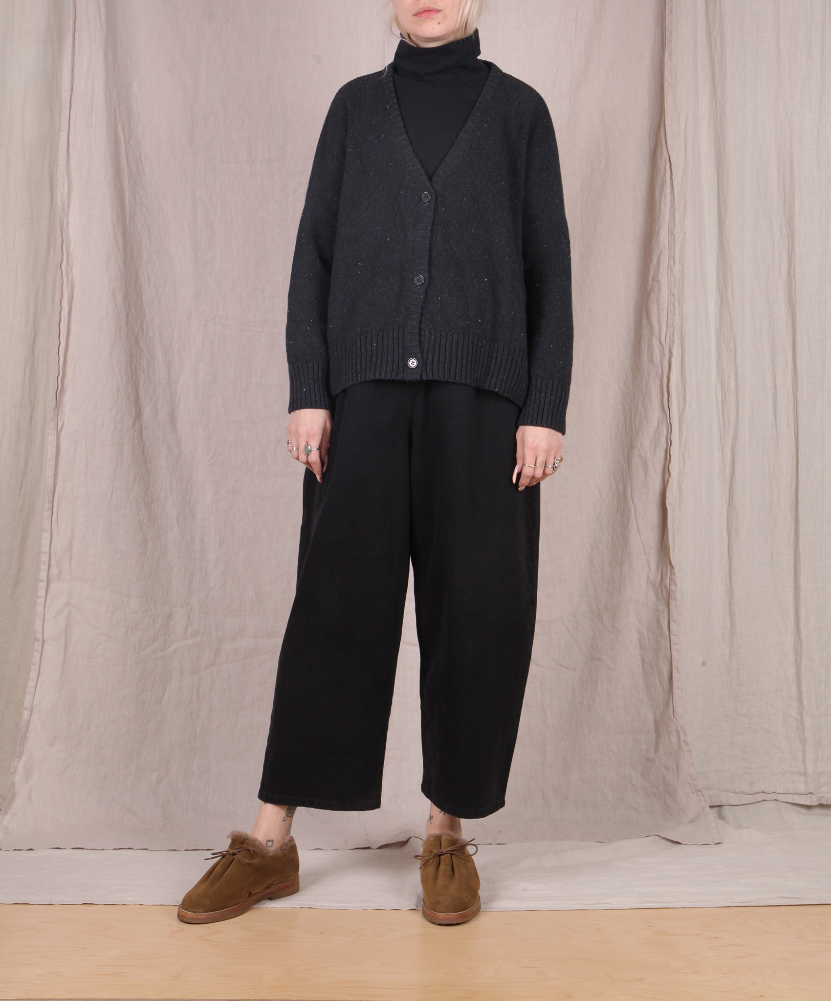 Beaumont Organic-Charis Cardigan // Black