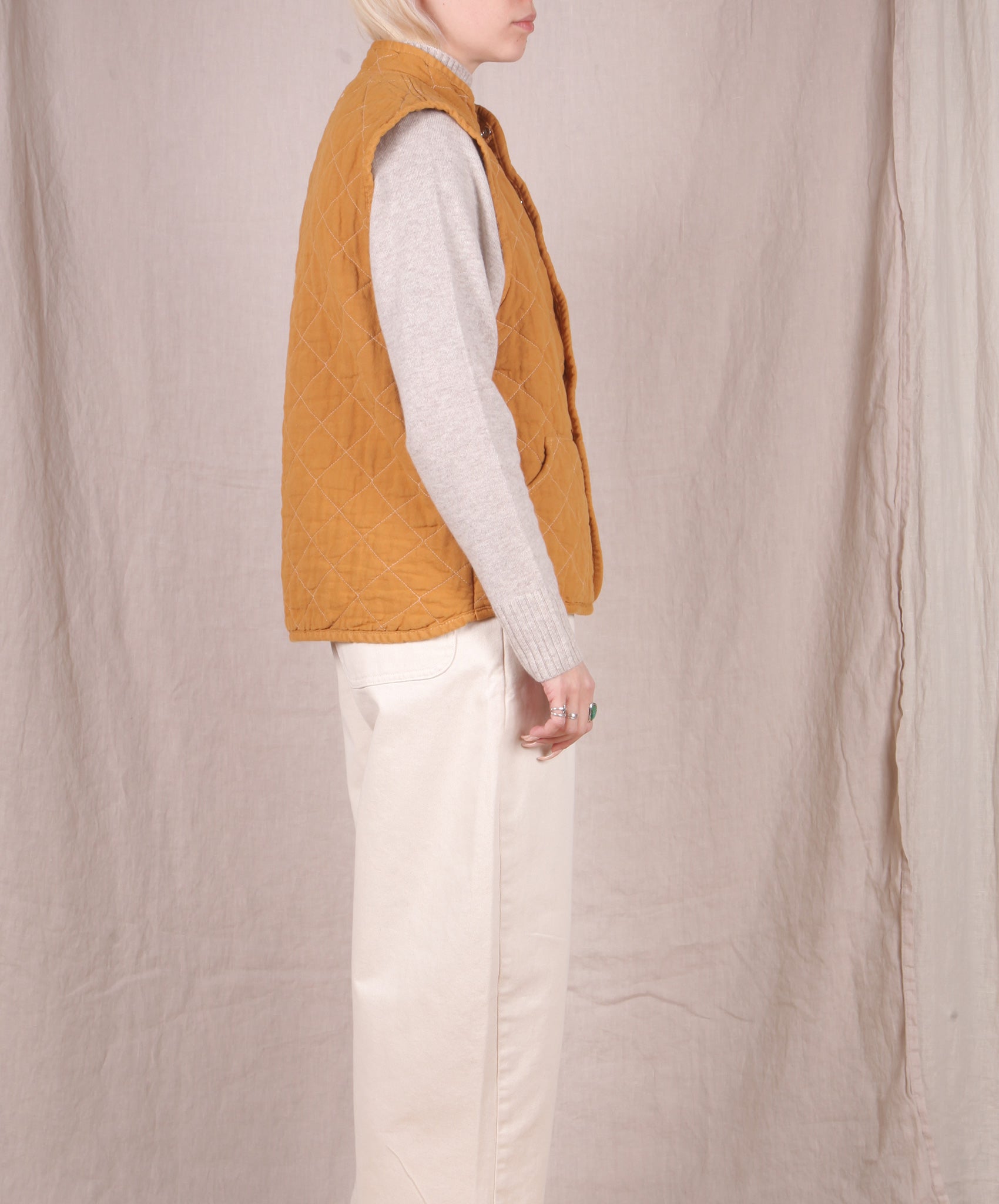 Utility Canvas-Quilted Snap Vest // Honey