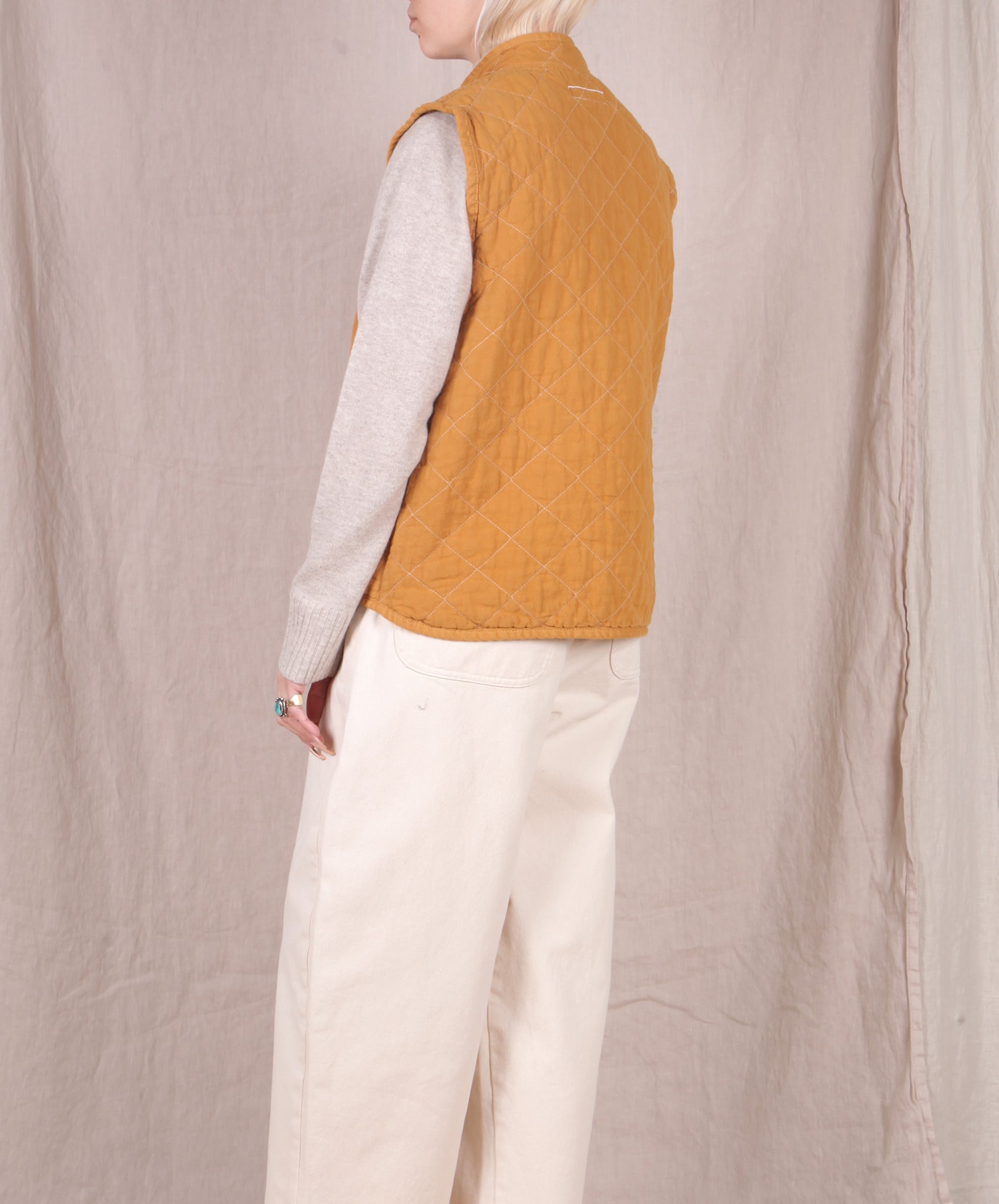 Utility Canvas-Quilted Snap Vest // Honey