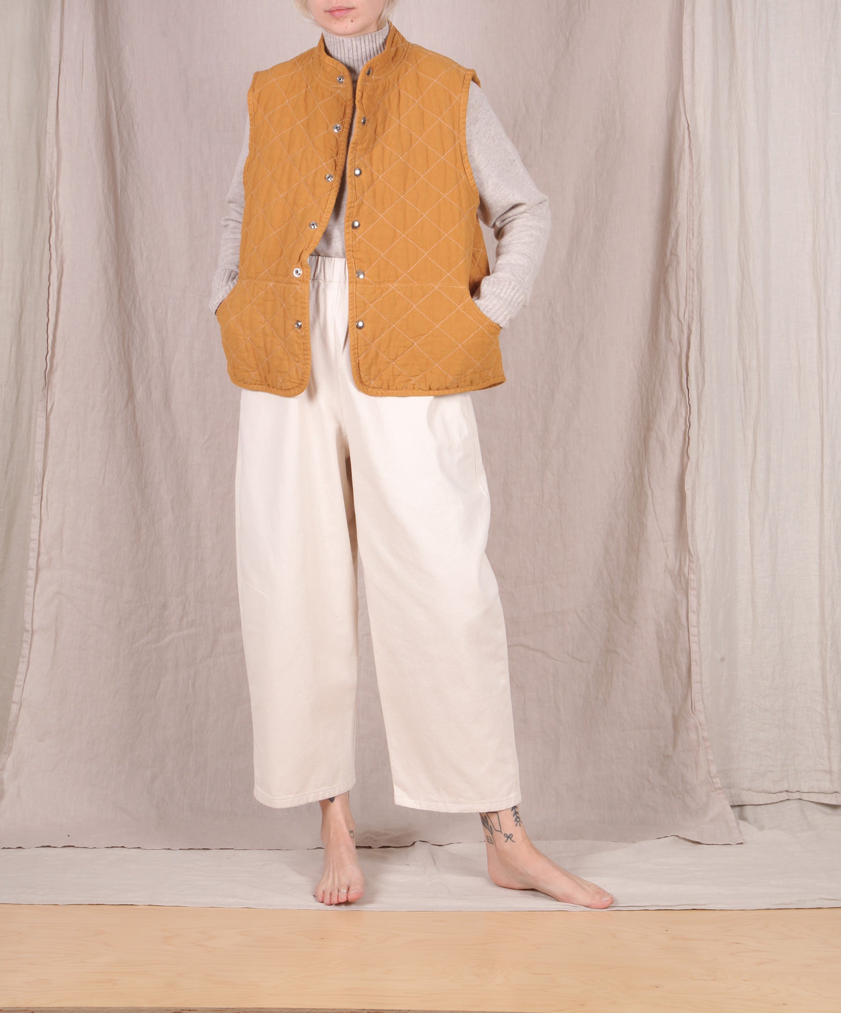 Utility Canvas-Quilted Snap Vest // Honey