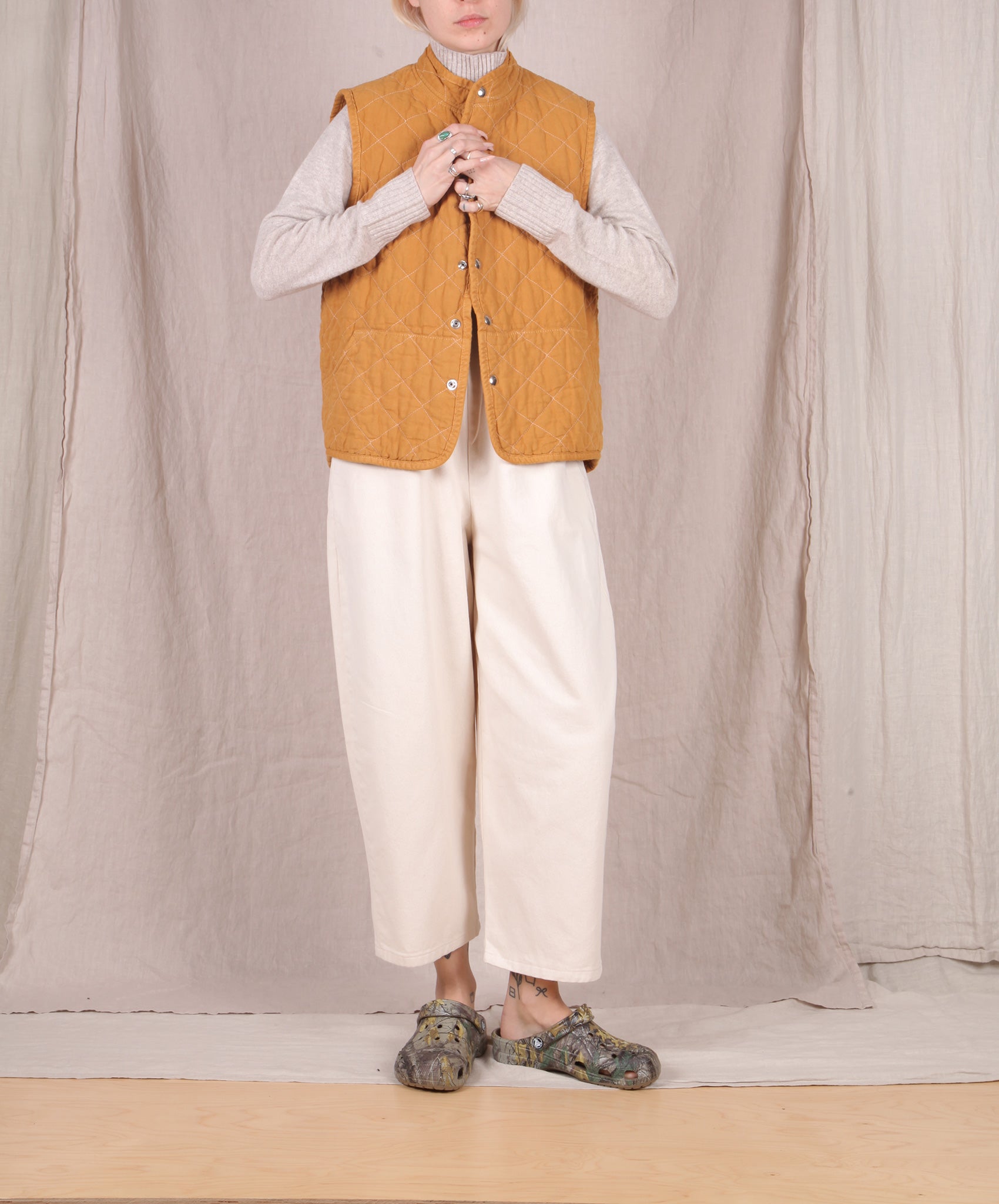Utility Canvas-Quilted Snap Vest // Honey
