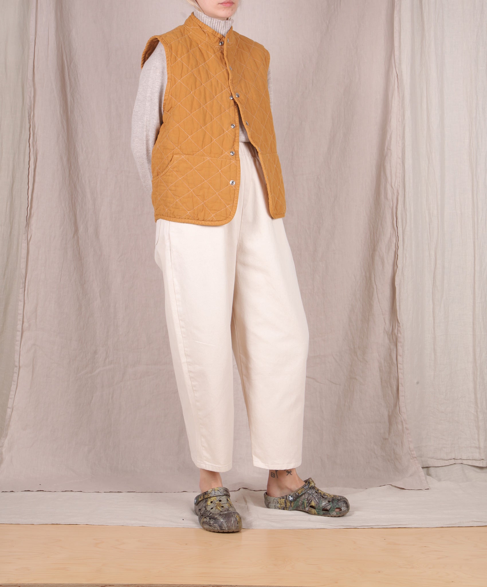 Utility Canvas-Quilted Snap Vest // Honey