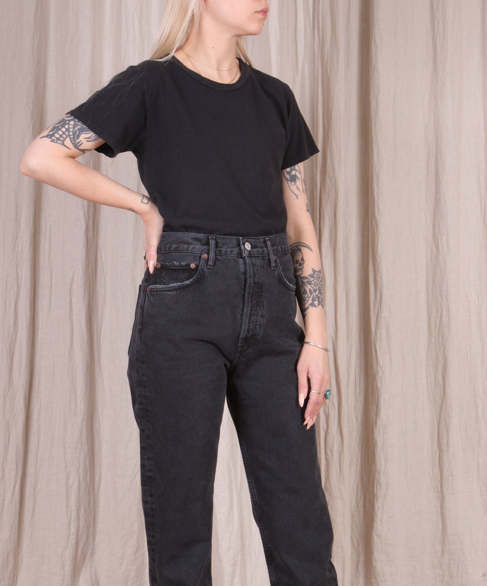 Jungmaven-Lorel Tee // Black