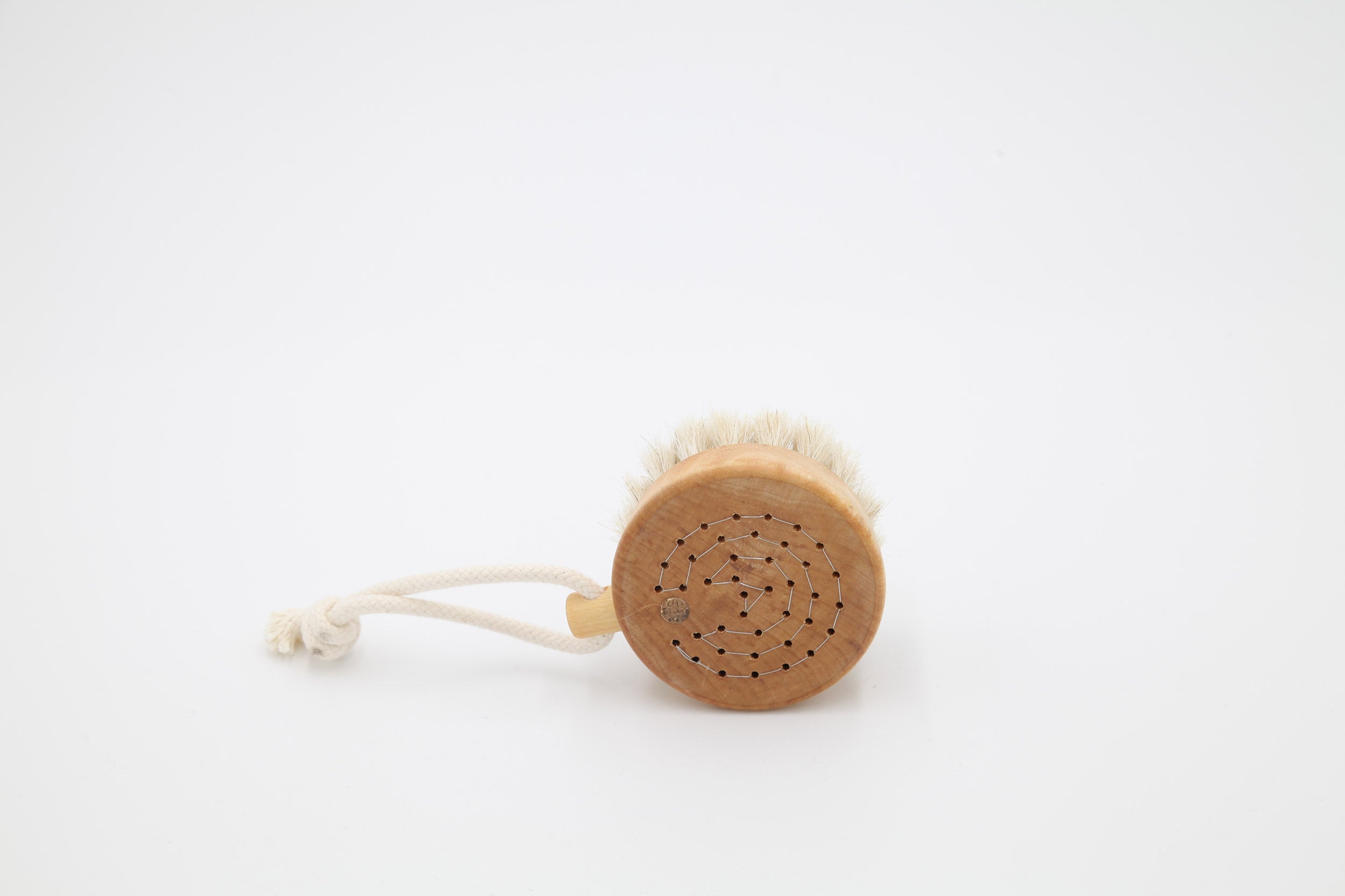 Iris Hantverk-Bath Brush Puck