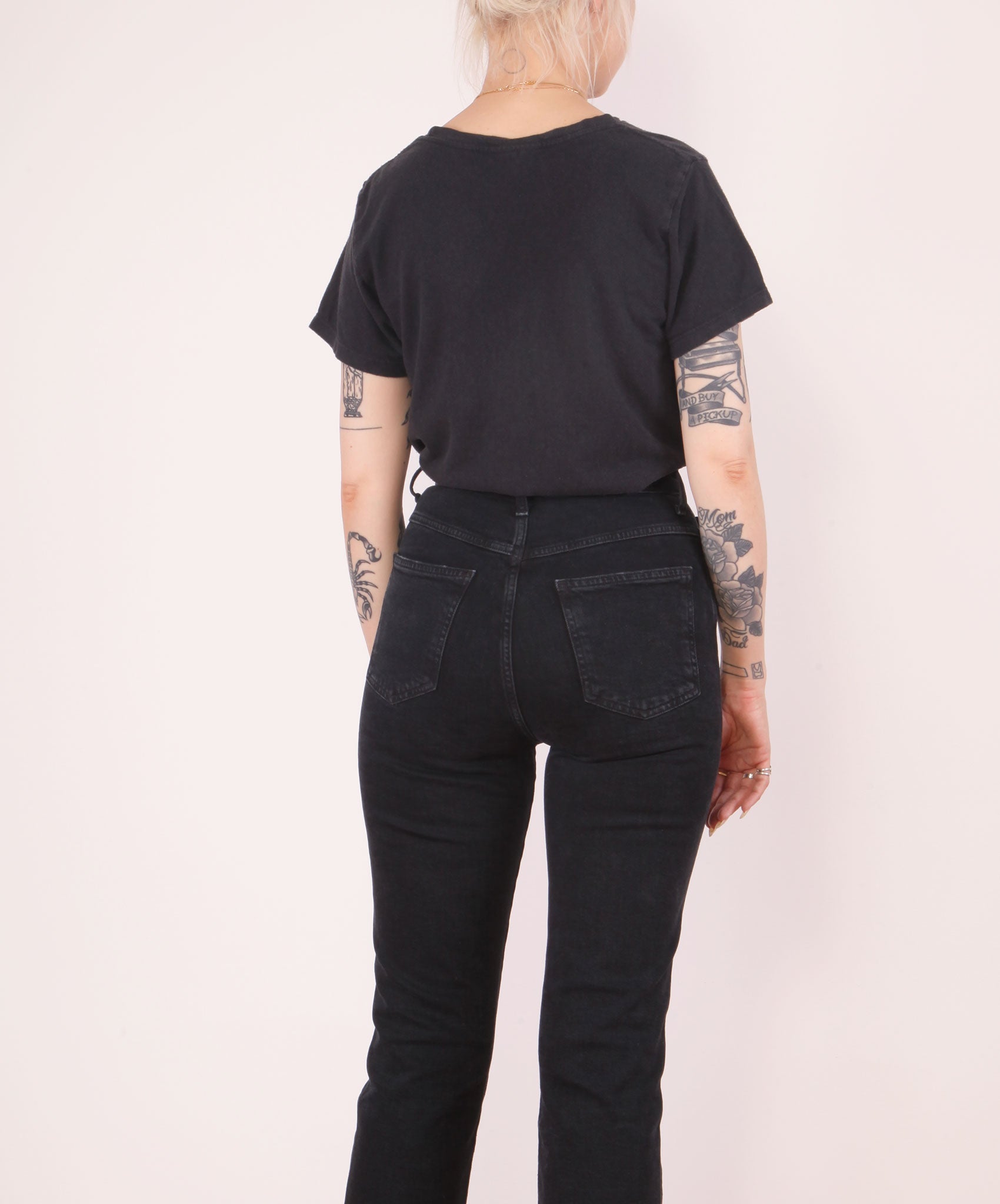 Jungmaven-Lorel Tee // Black