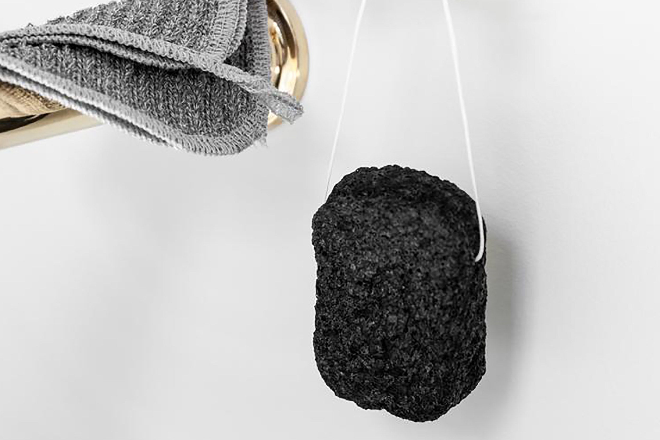 Morihata-Binchotan Charcoal Facial Puff