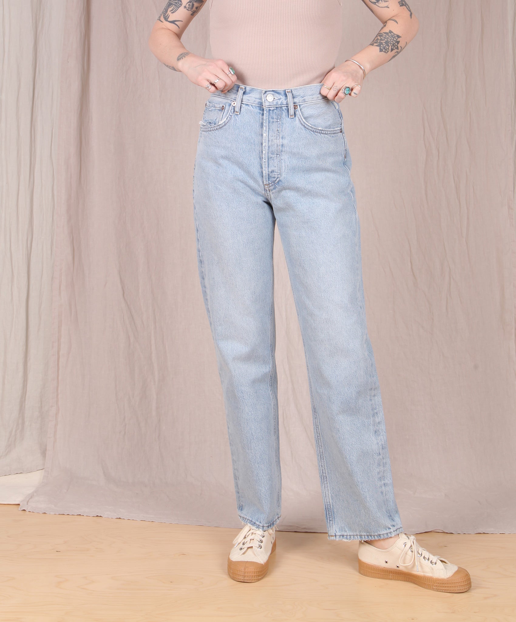 AGOLDE-90’s Loose Fit High Rise // Snapshot