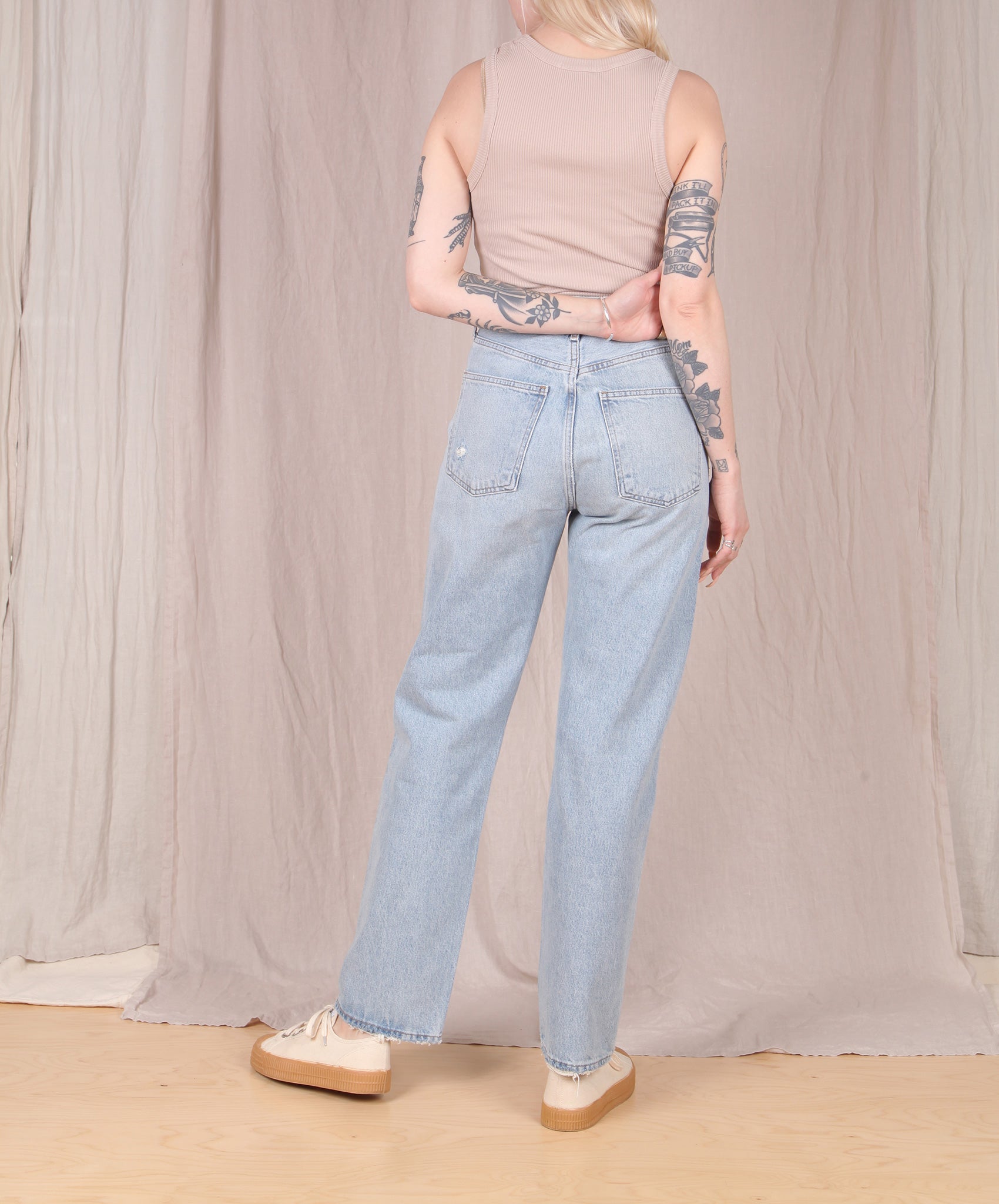 AGOLDE-90’s Loose Fit High Rise // Snapshot