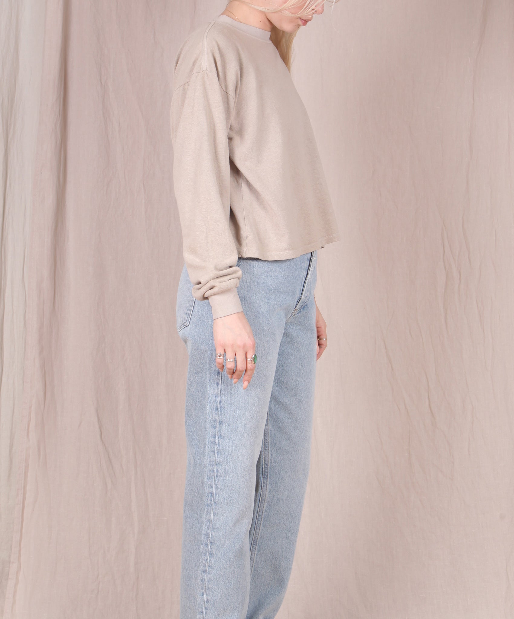 Jungmaven-Cropped Long Sleeve Tee // Canvas