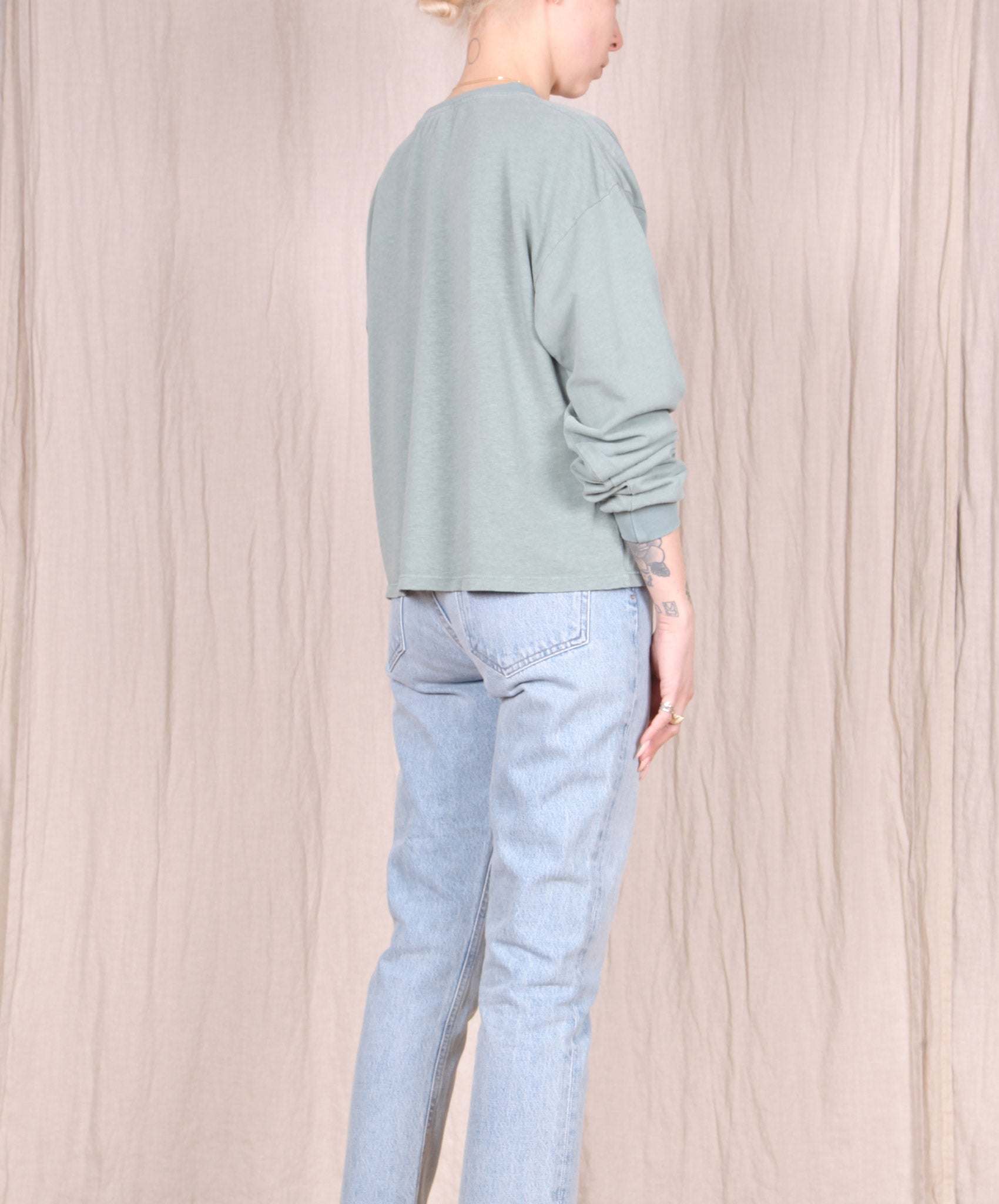 Jungmaven-Cropped Long Sleeve Tee // Clay Green