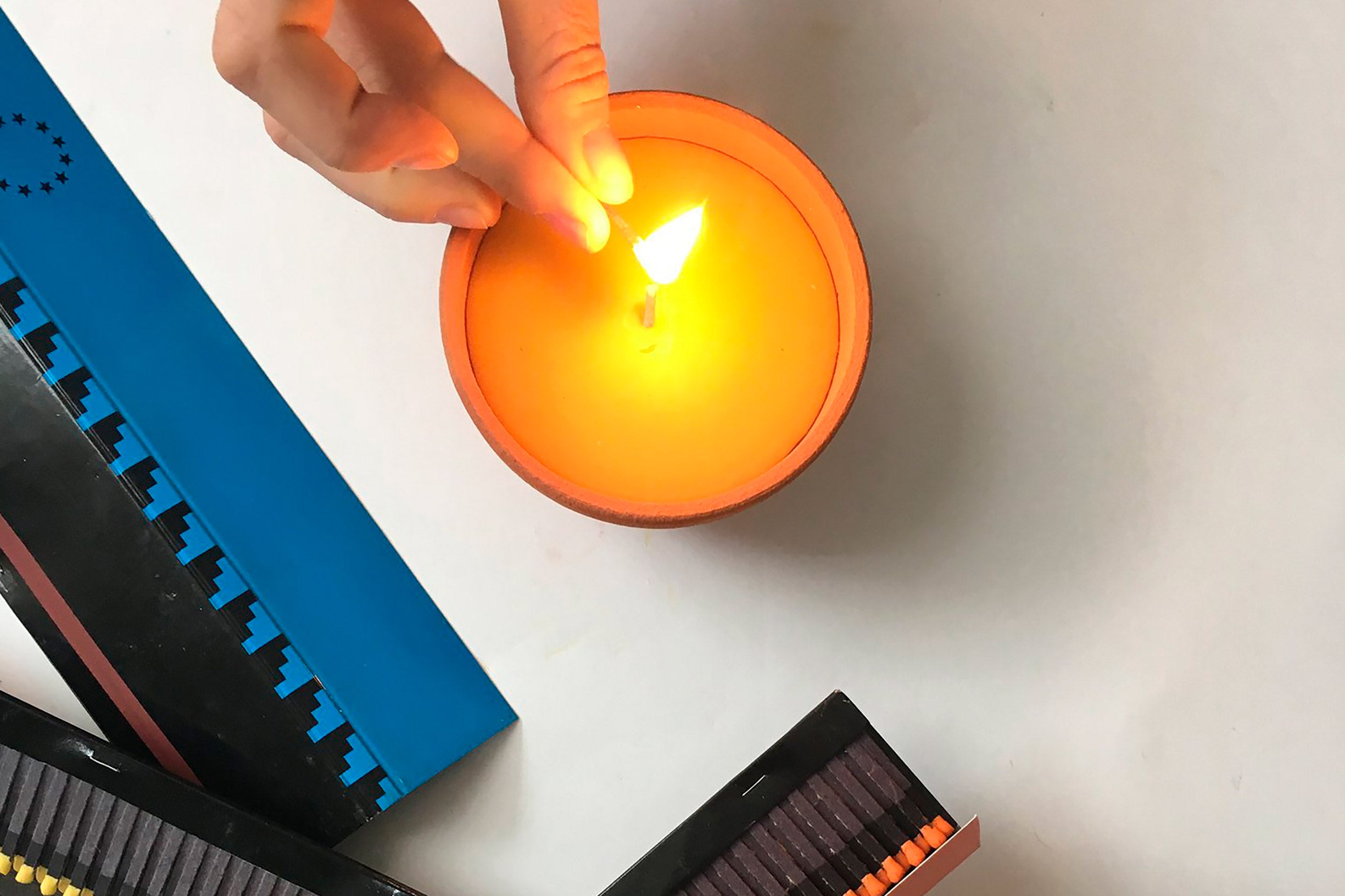 Fredericks+Mae-Terracotta Candle