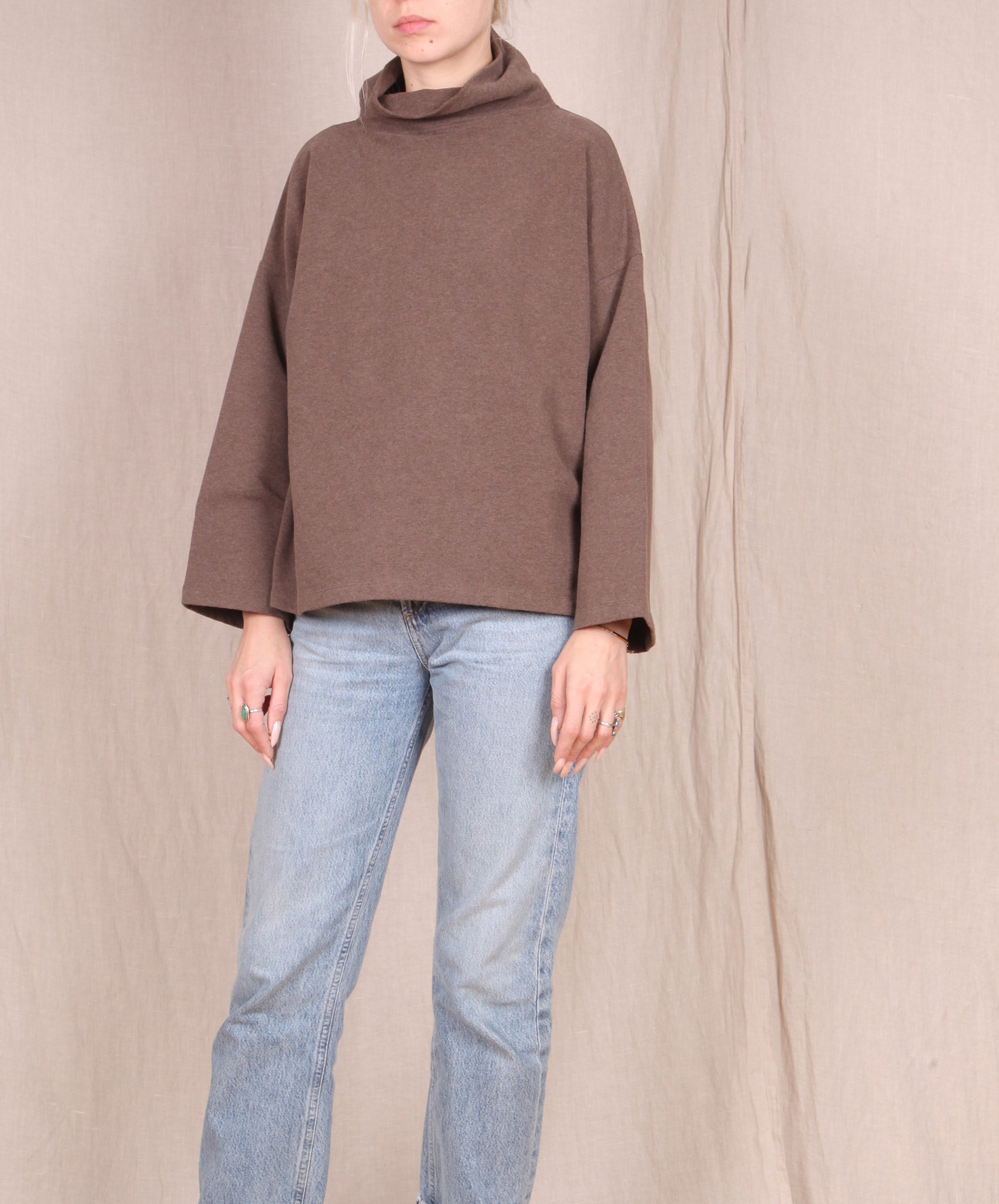 Beaumont Organic-Ula Organic Cotton Top // BROWN MARLE