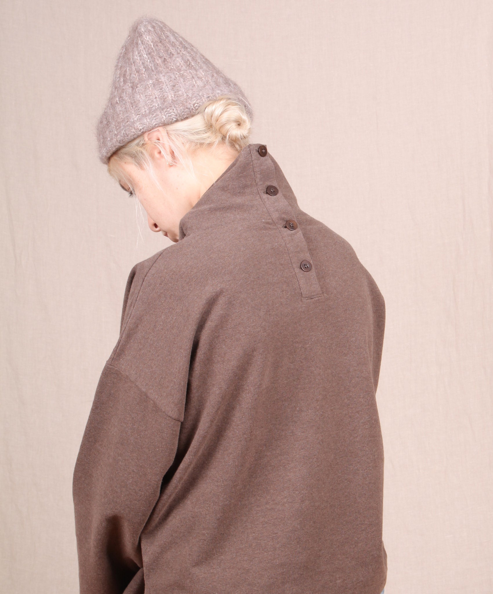 Beaumont Organic-Ula Organic Cotton Top // BROWN MARLE