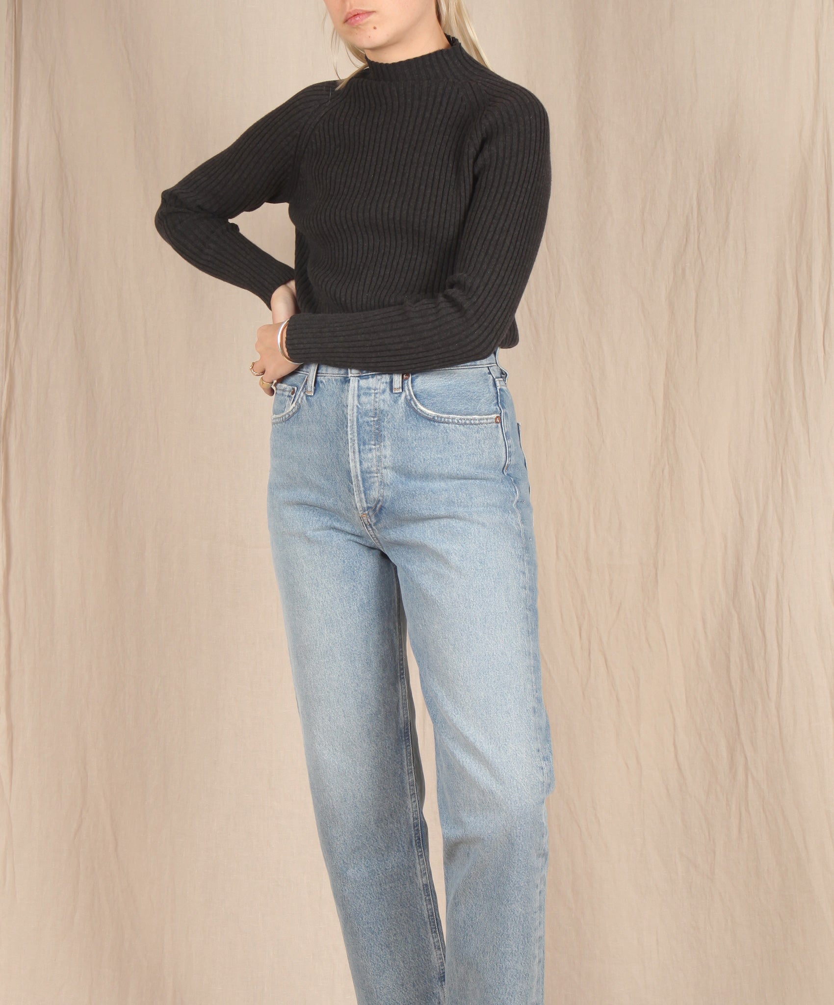 Kowtow- Row Top // Charcoal