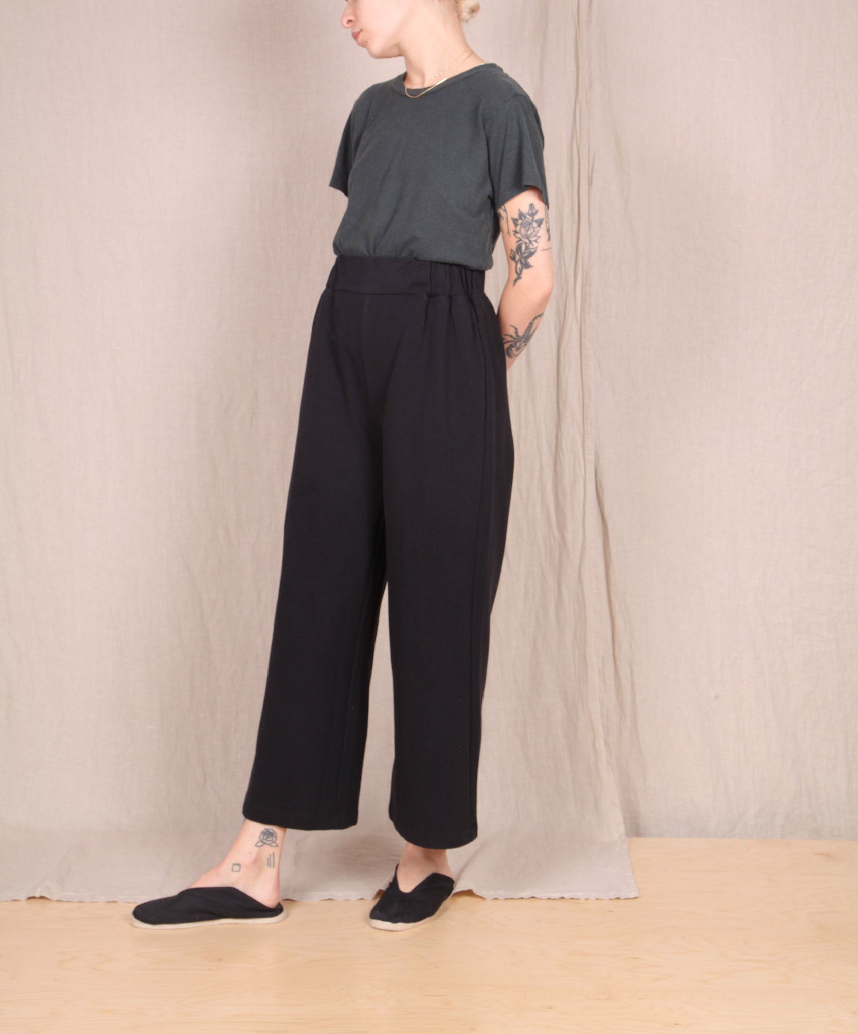 Beaumont Organic-Winona  Organic Cotton Trousers // Black