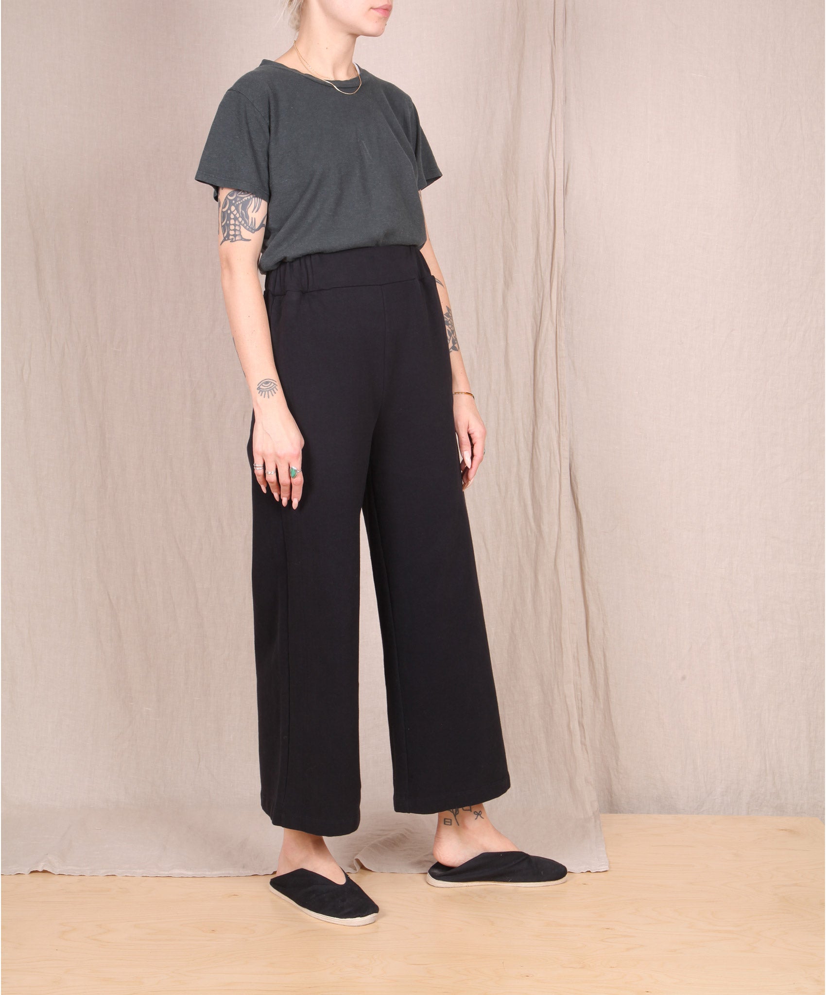 Beaumont Organic-Winona  Organic Cotton Trousers // Black