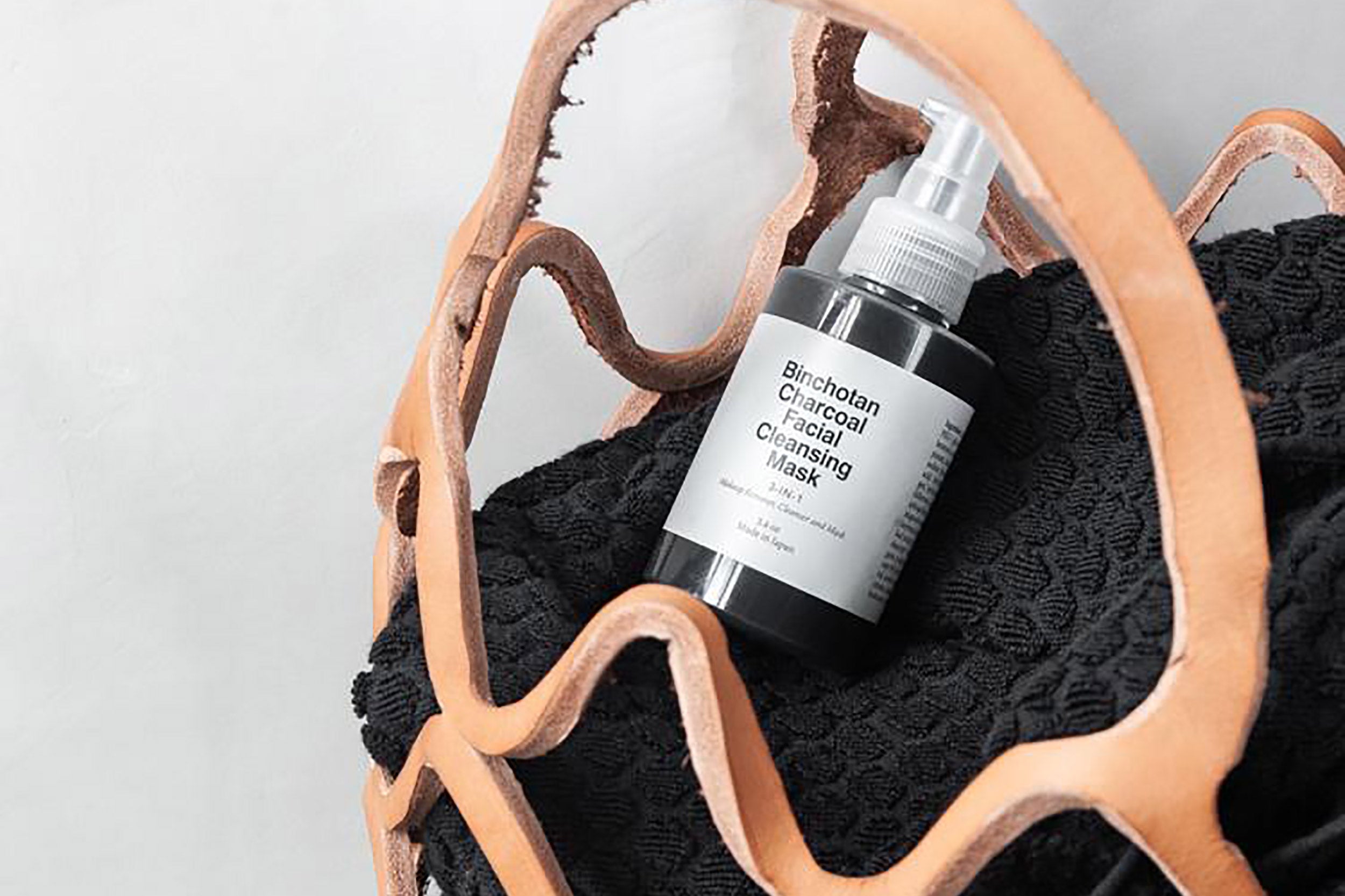 Morihata-Binchotan Charcoal Cleansing Mask