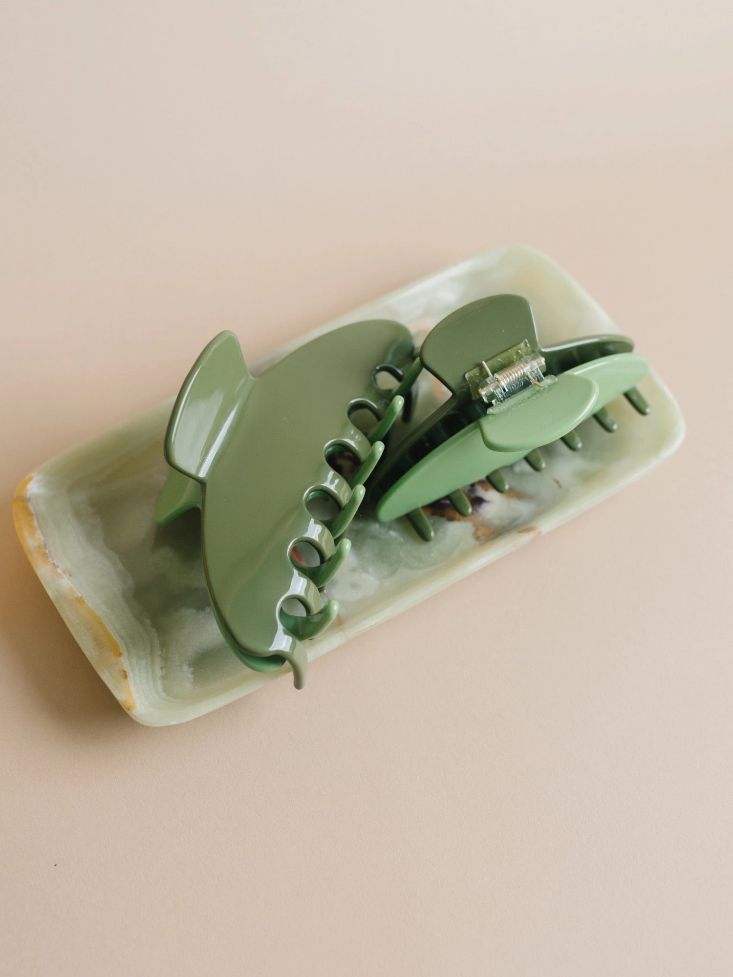 Nat+Noor-Hair Claw // Medium