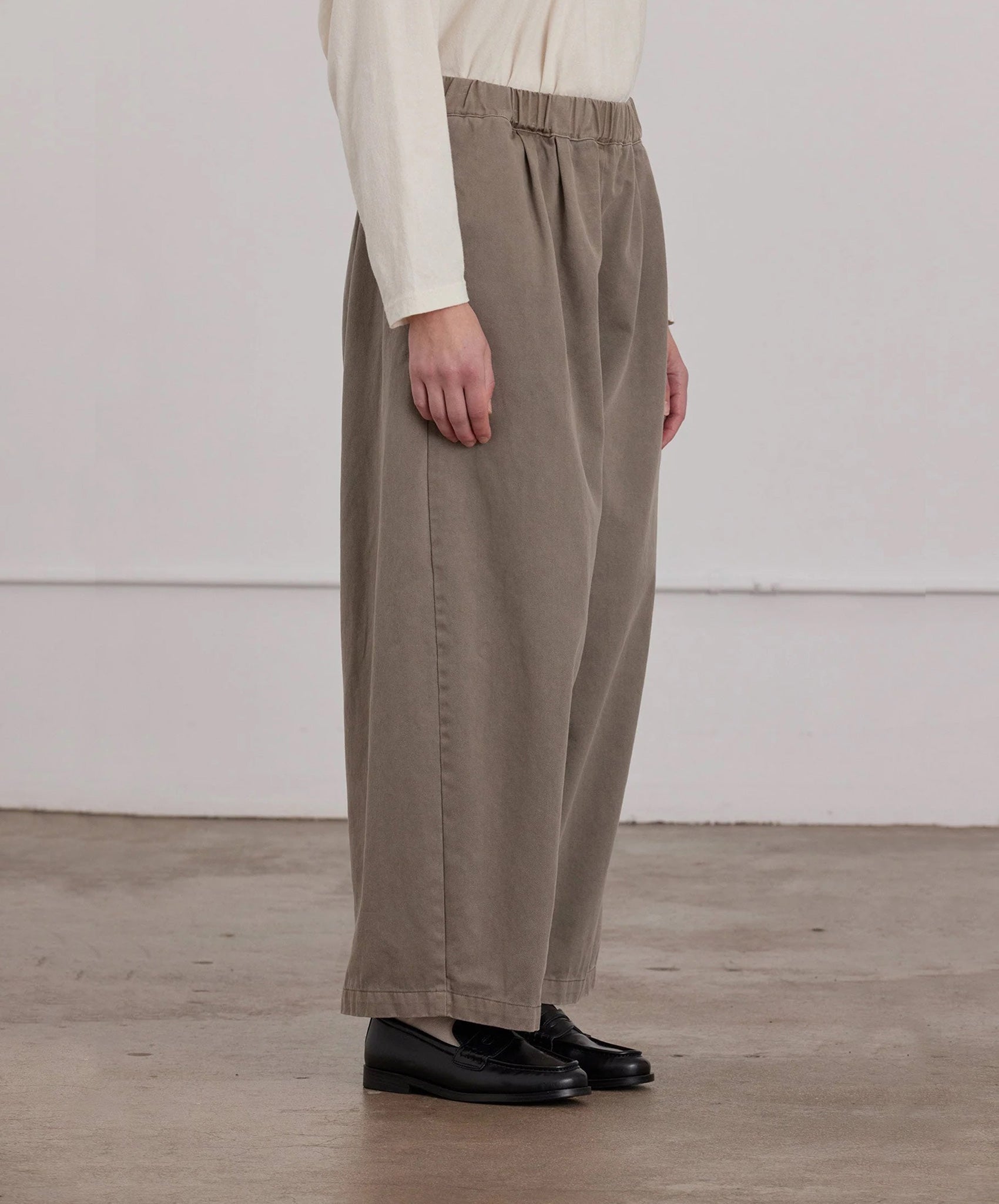Black Crane-Wide Pant // Stone