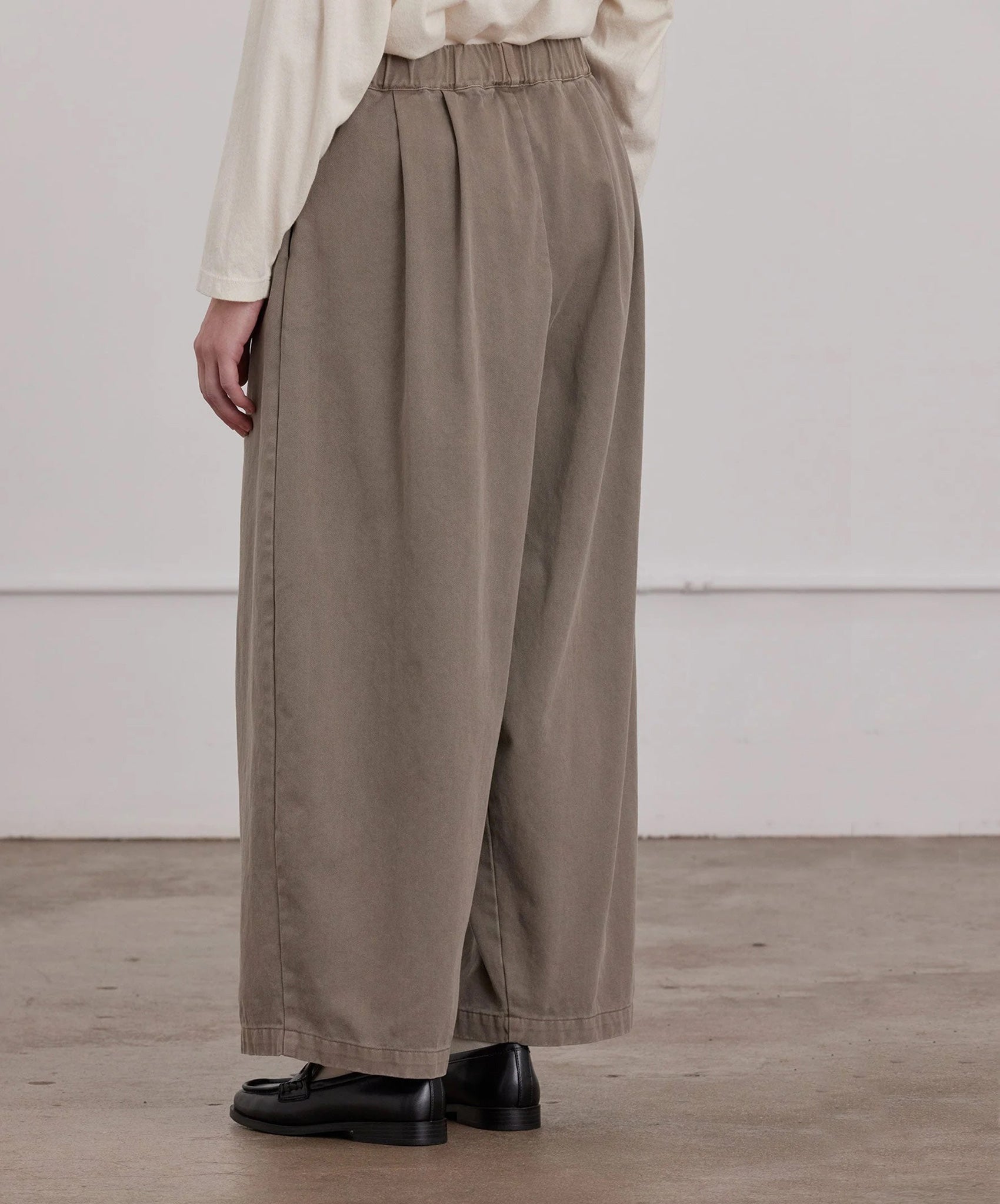 Black Crane-Wide Pant // Stone