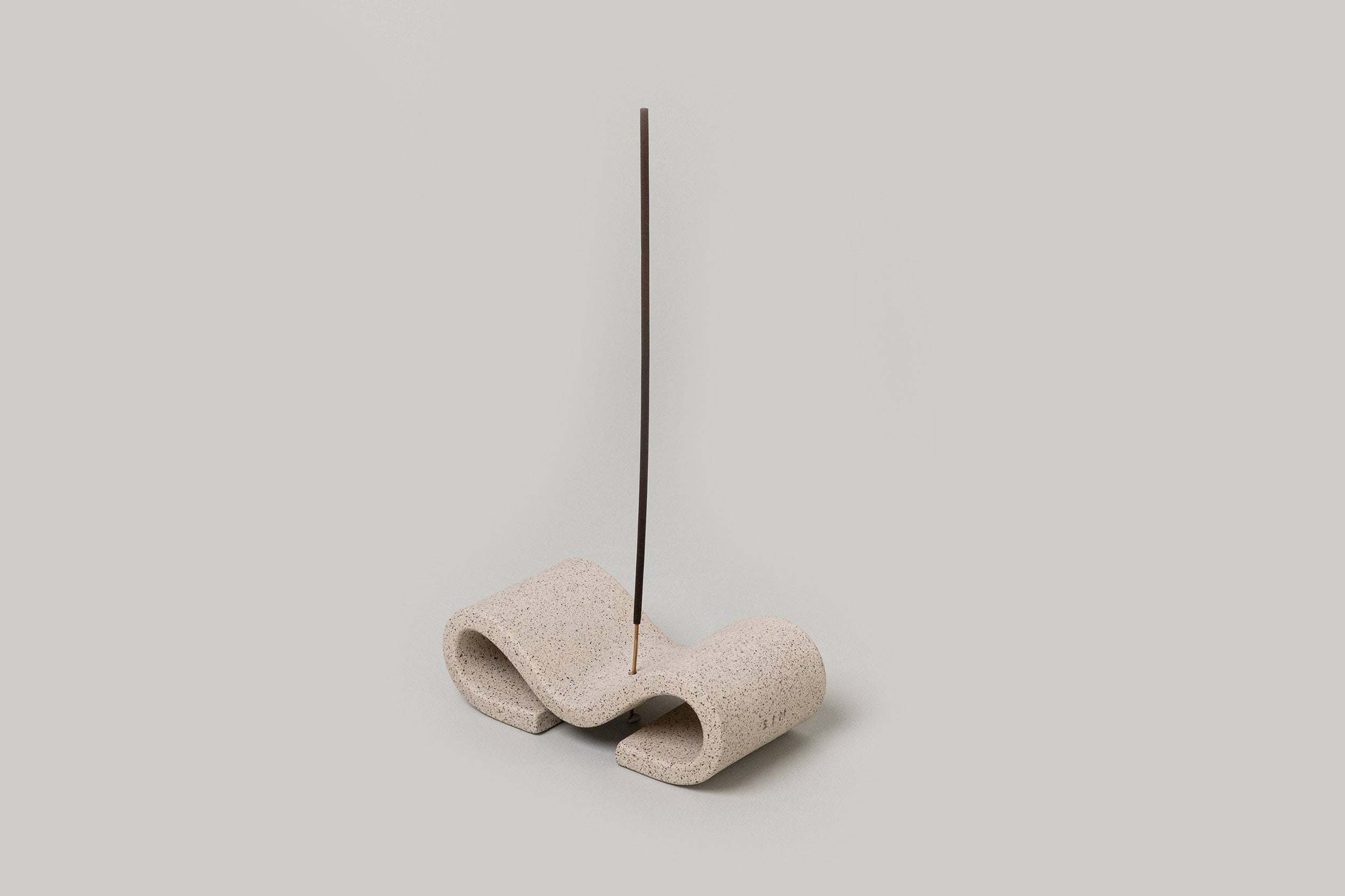 Virginia Sin-Ming Incense Holder, Sand
