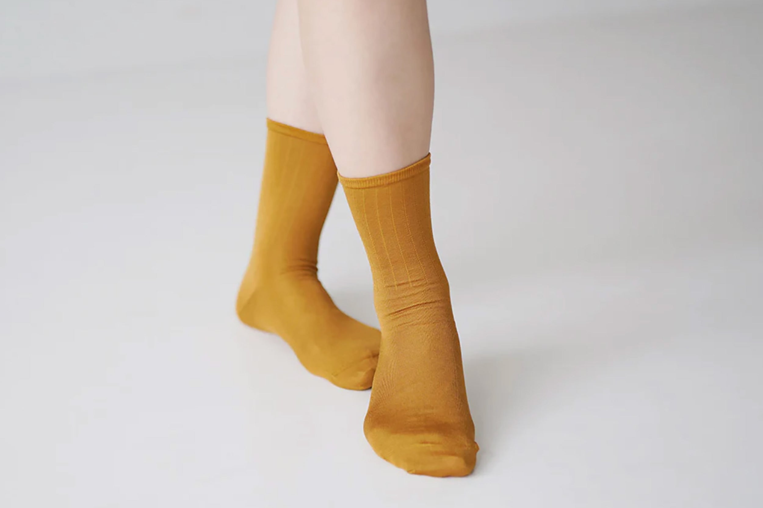 Hakne-Smooth Silk Sock
