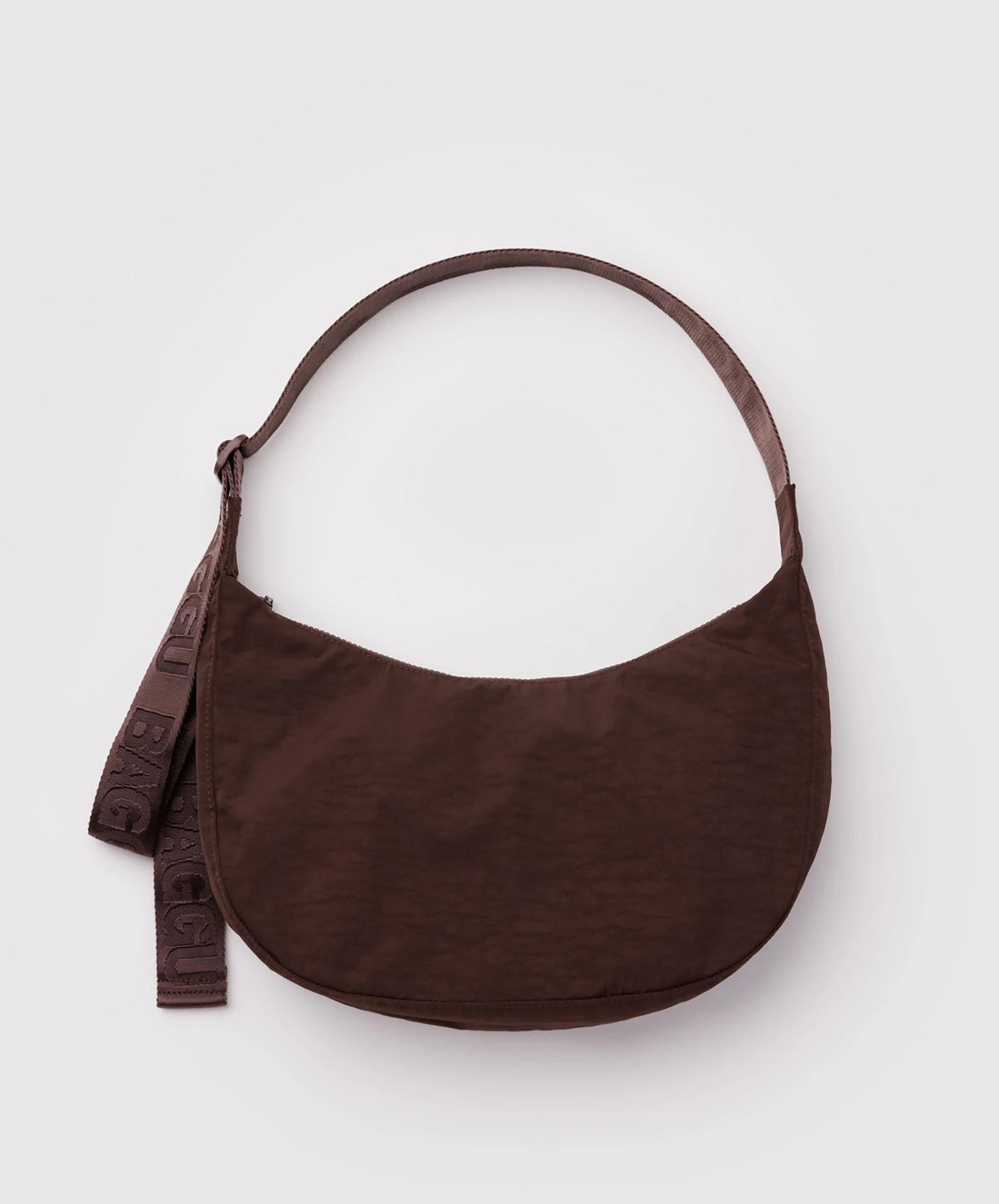 Baggu-Medium Nylon Crescent Bag // Coffee