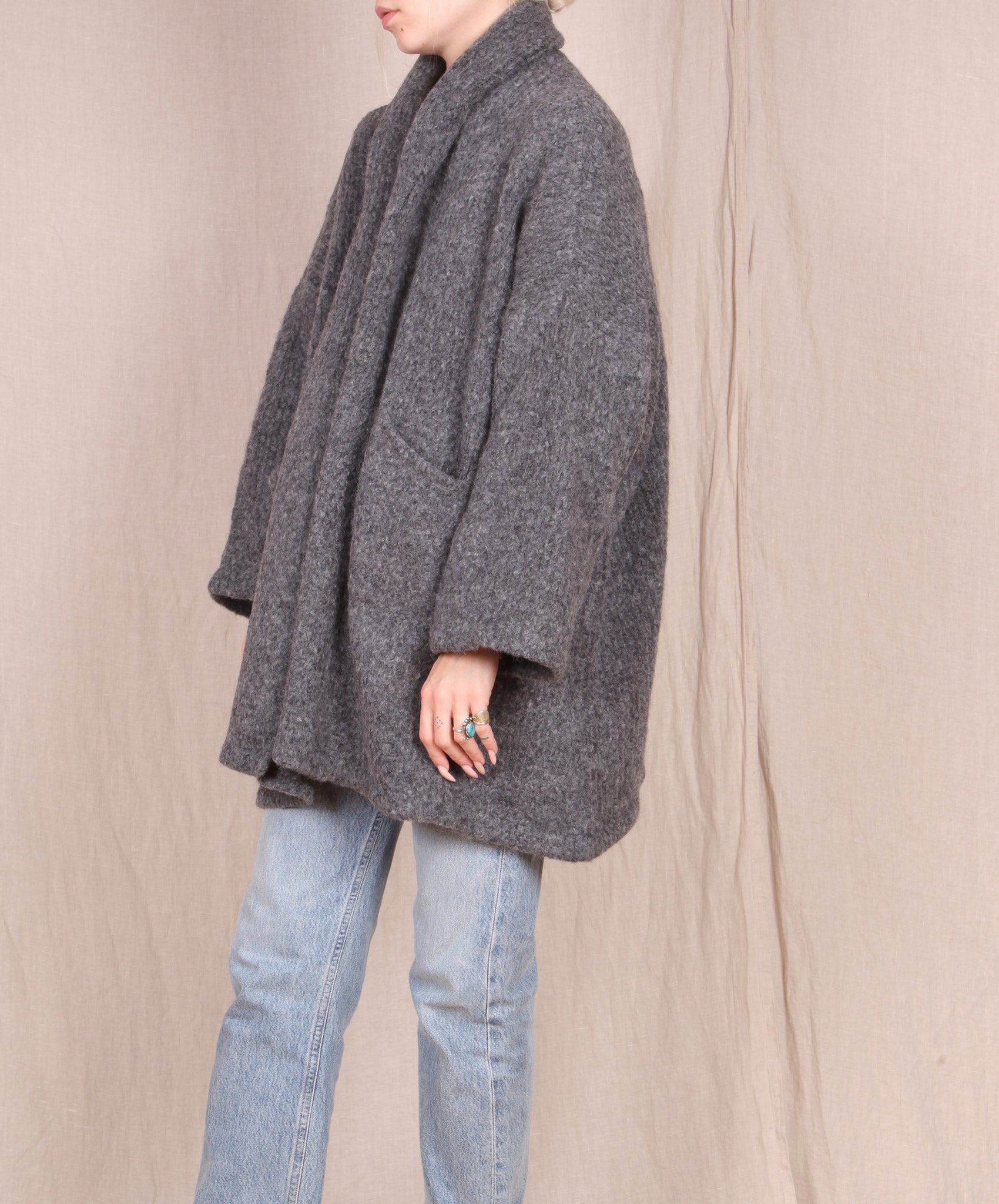 Atelier Delphine-Haori Sweater Coat // CHARCOAL